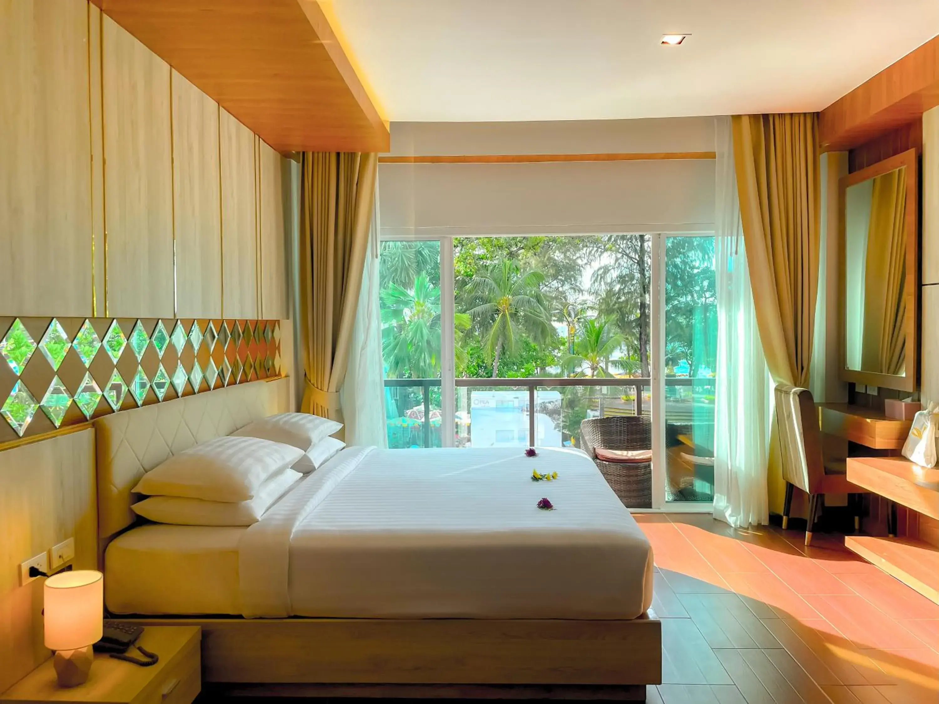 One-Bedroom Studio in Quality Beach Resorts and Spa Patong One-Bedroom Studio in Quality Beach Resorts and Spa Patong