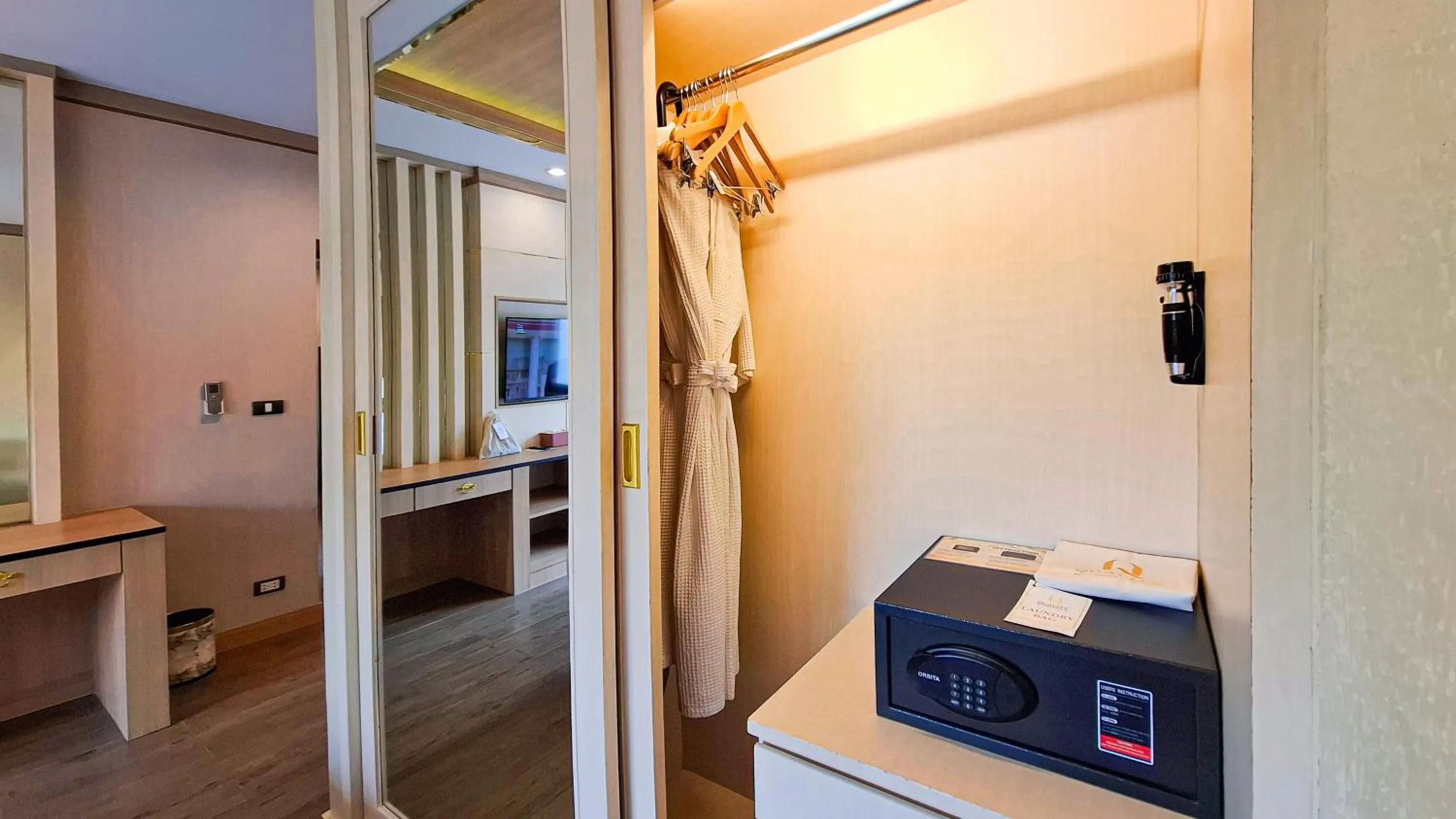 TV and multimedia in Quality Beach Resorts and Spa Patong