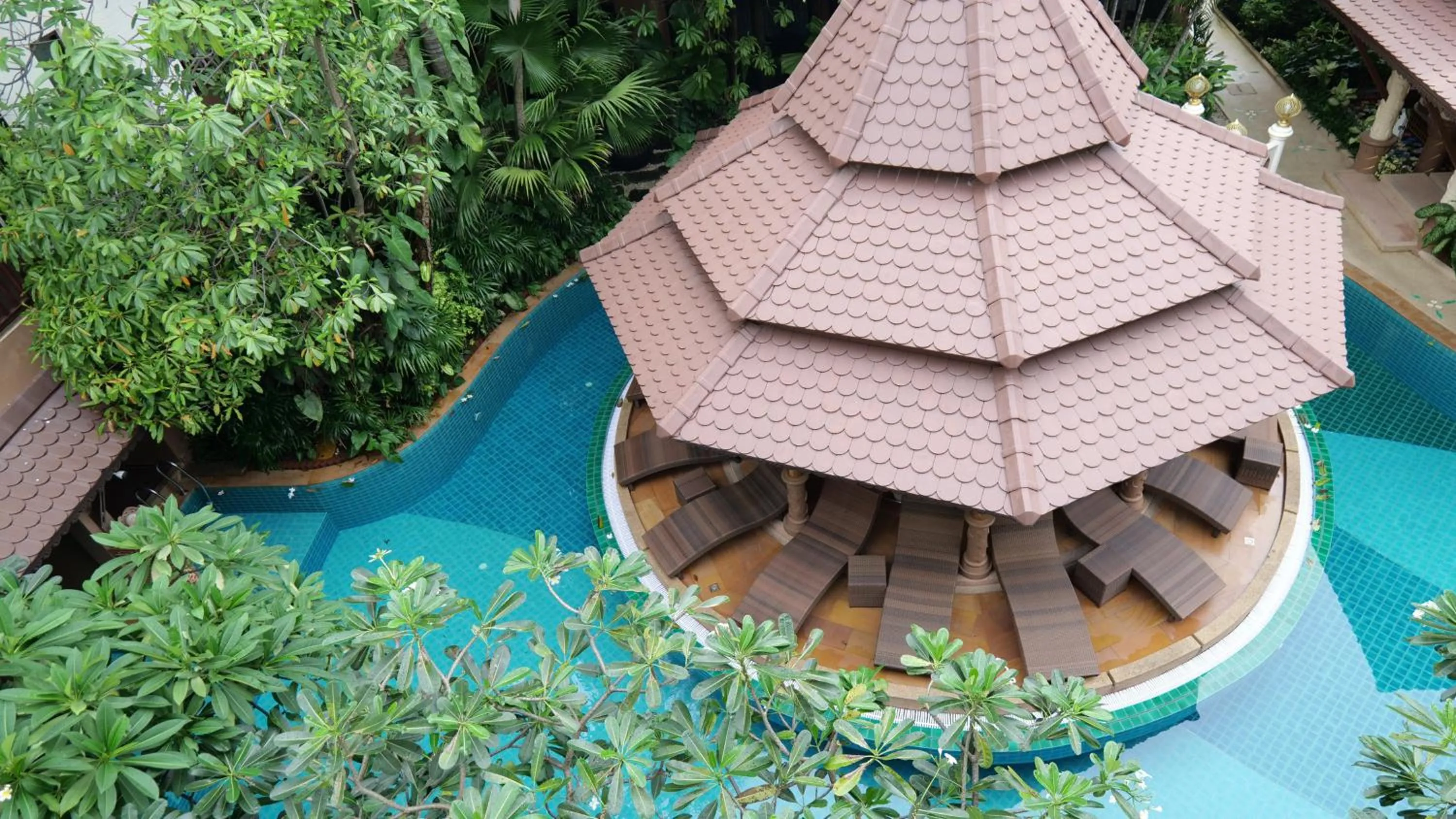 Garden in Quality Beach Resorts and Spa Patong