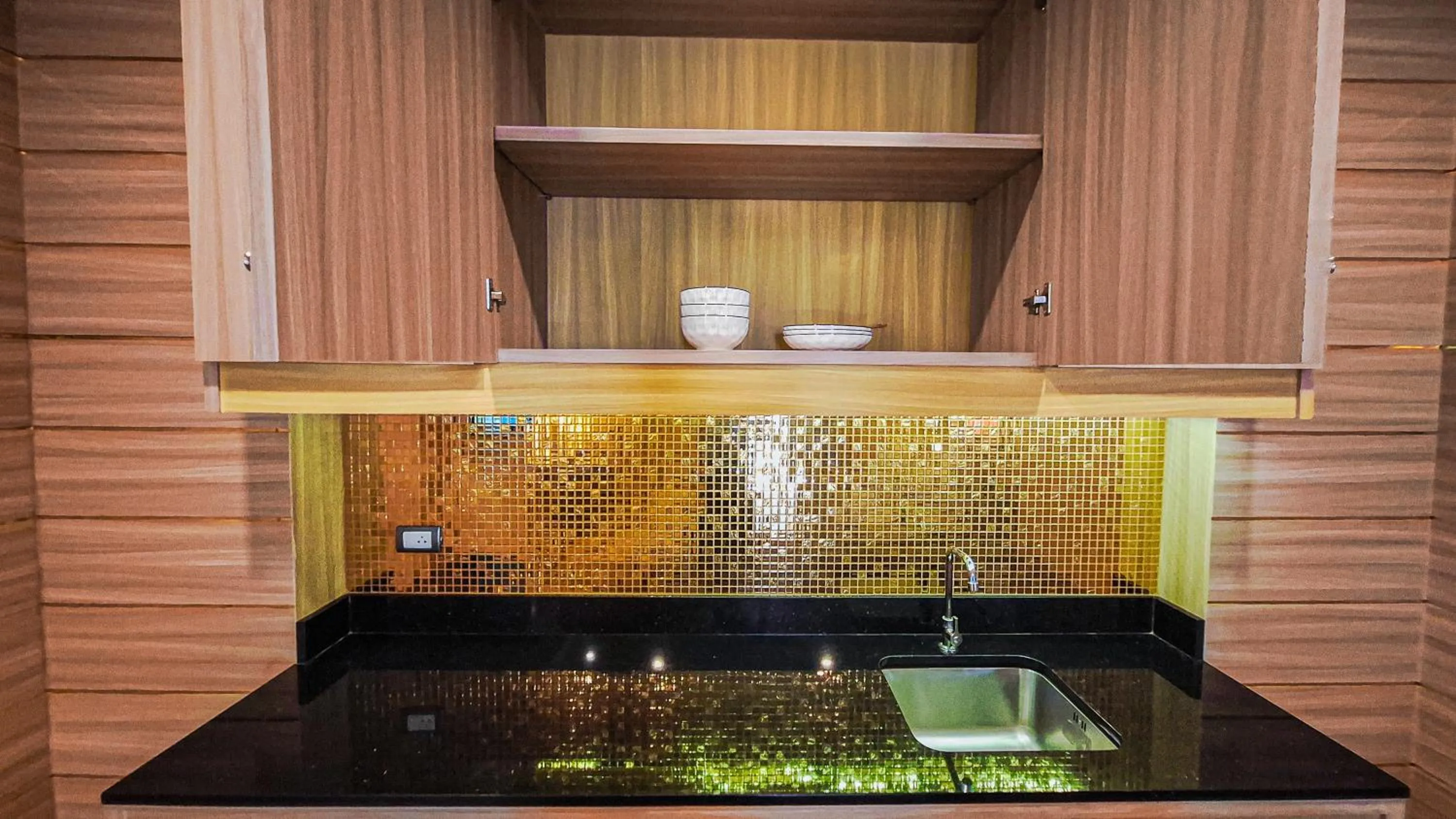 Kitchen or kitchenette in Quality Beach Resorts and Spa Patong