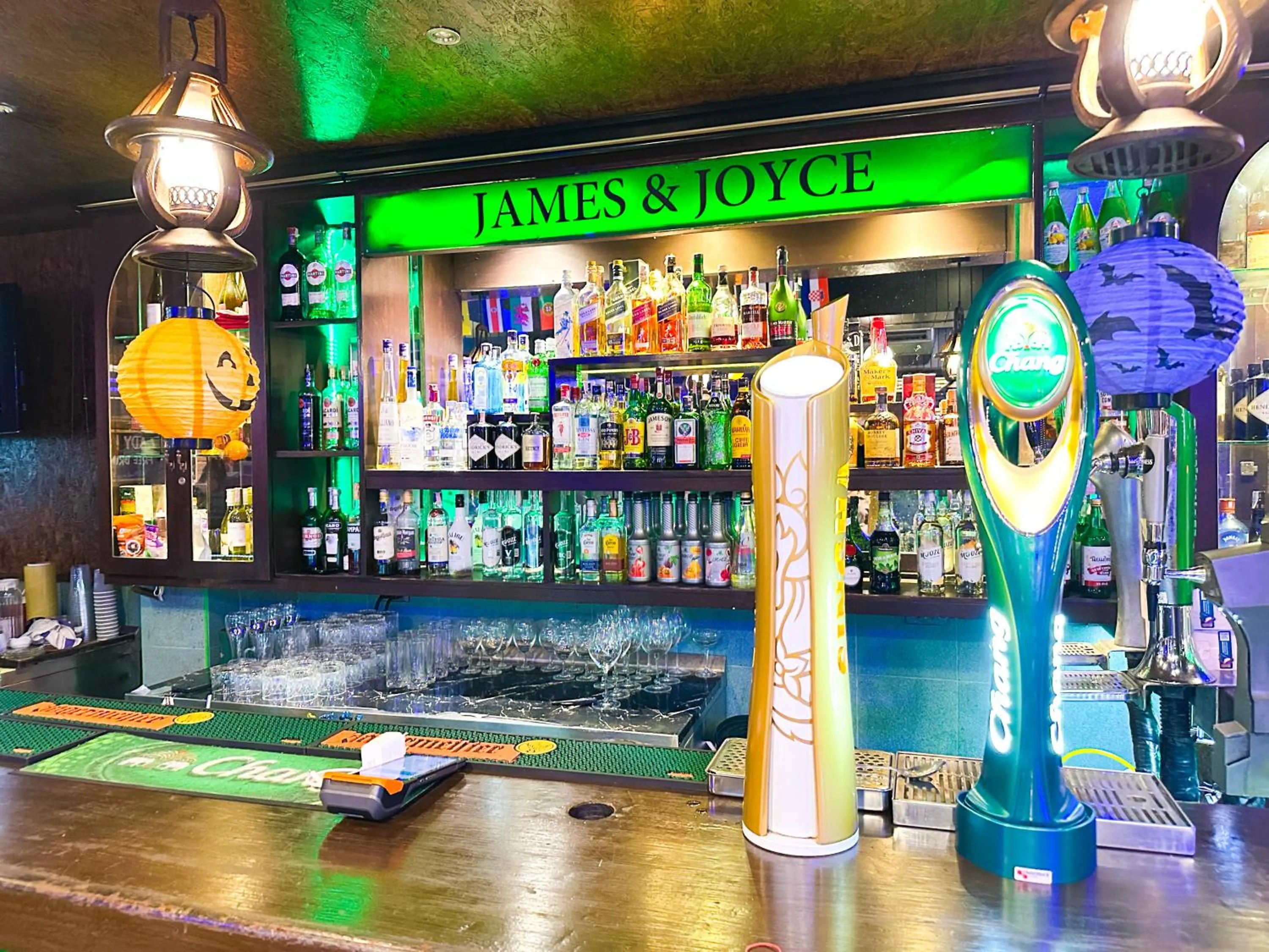 Restaurant/places to eat in Quality Beach Resorts and Spa Patong