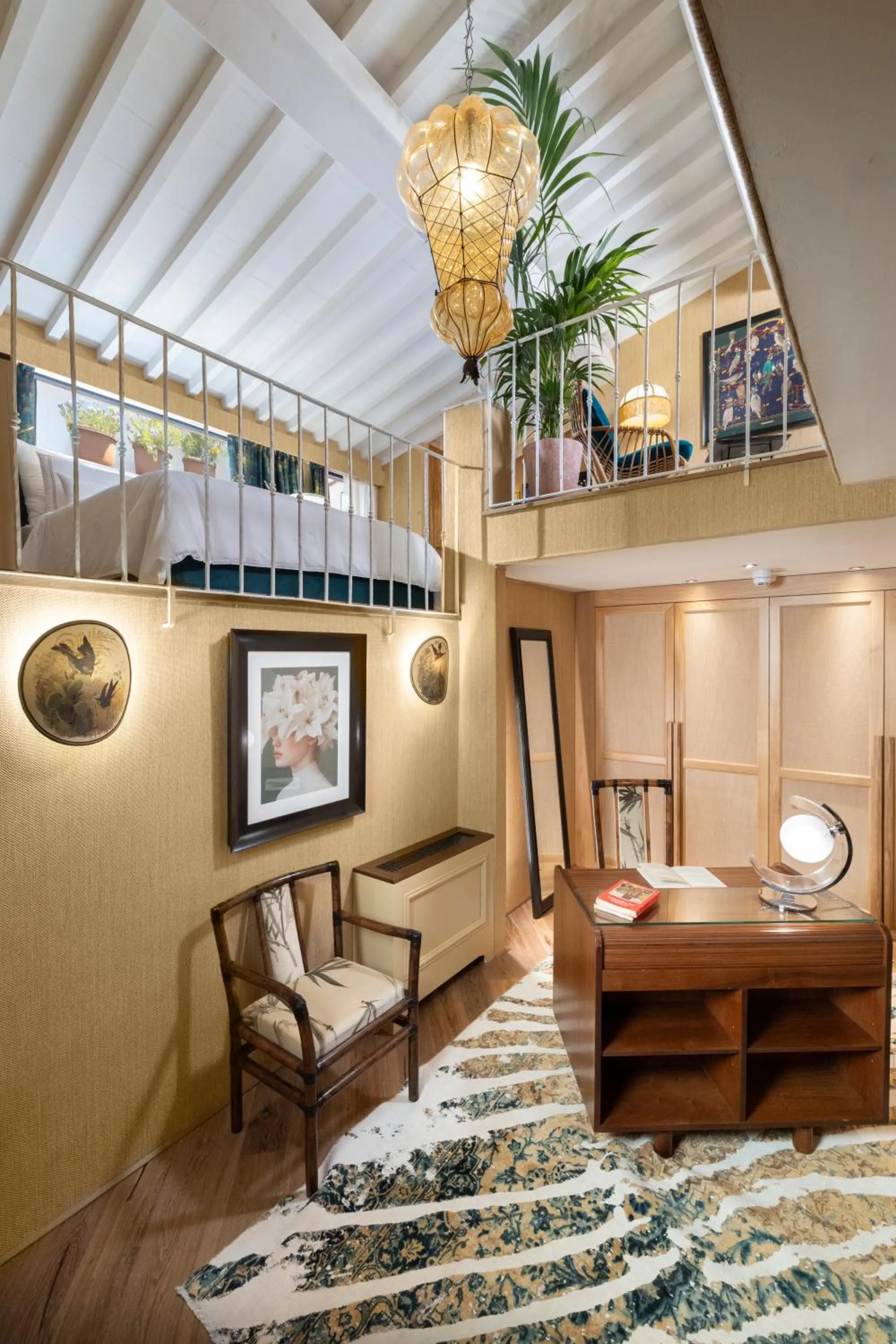 Living room in The James Suite Hotel Firenze 1564 - Small Luxury Hotels of the World