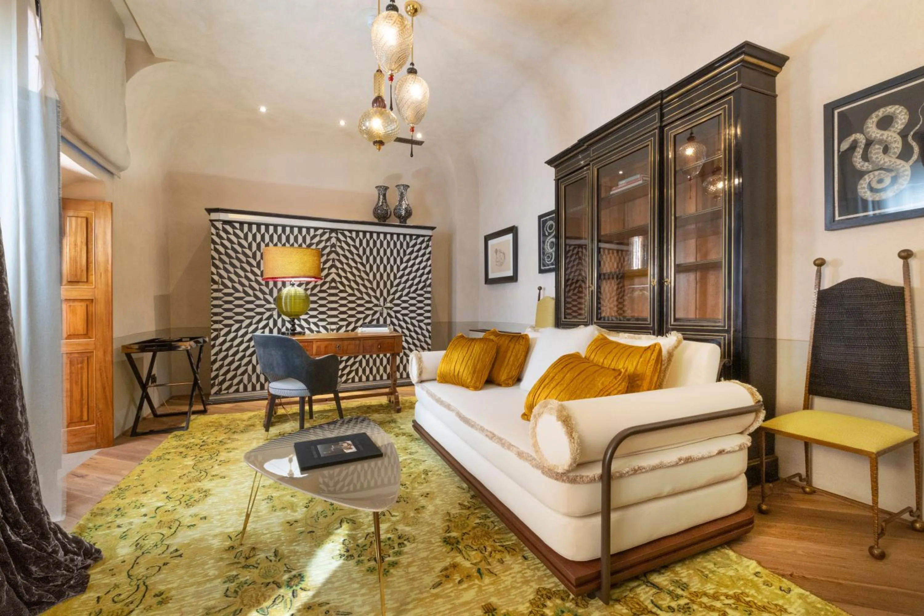 Living room in The James Suite Hotel Firenze 1564 - Small Luxury Hotels of the World