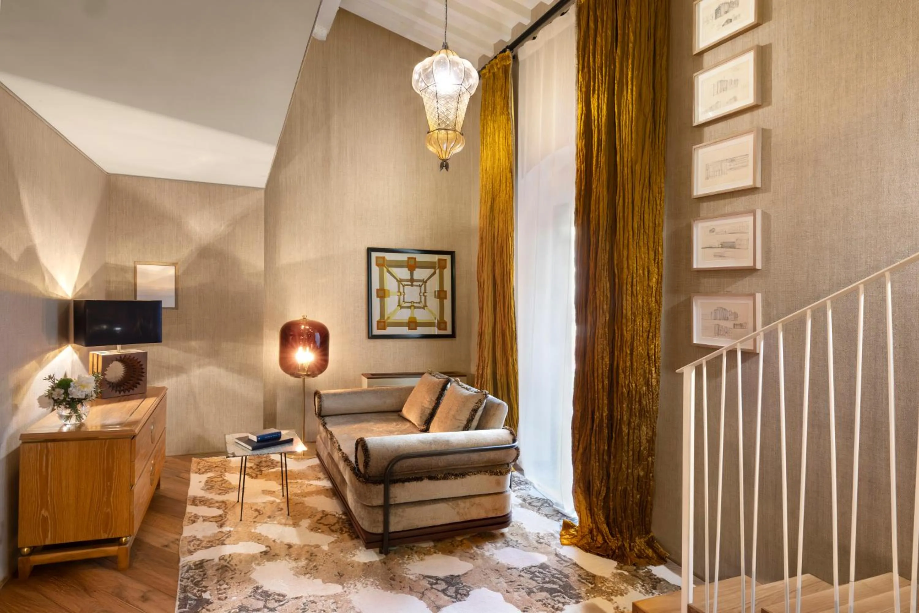 Living room in The James Suite Hotel Firenze 1564 - Small Luxury Hotels of the World