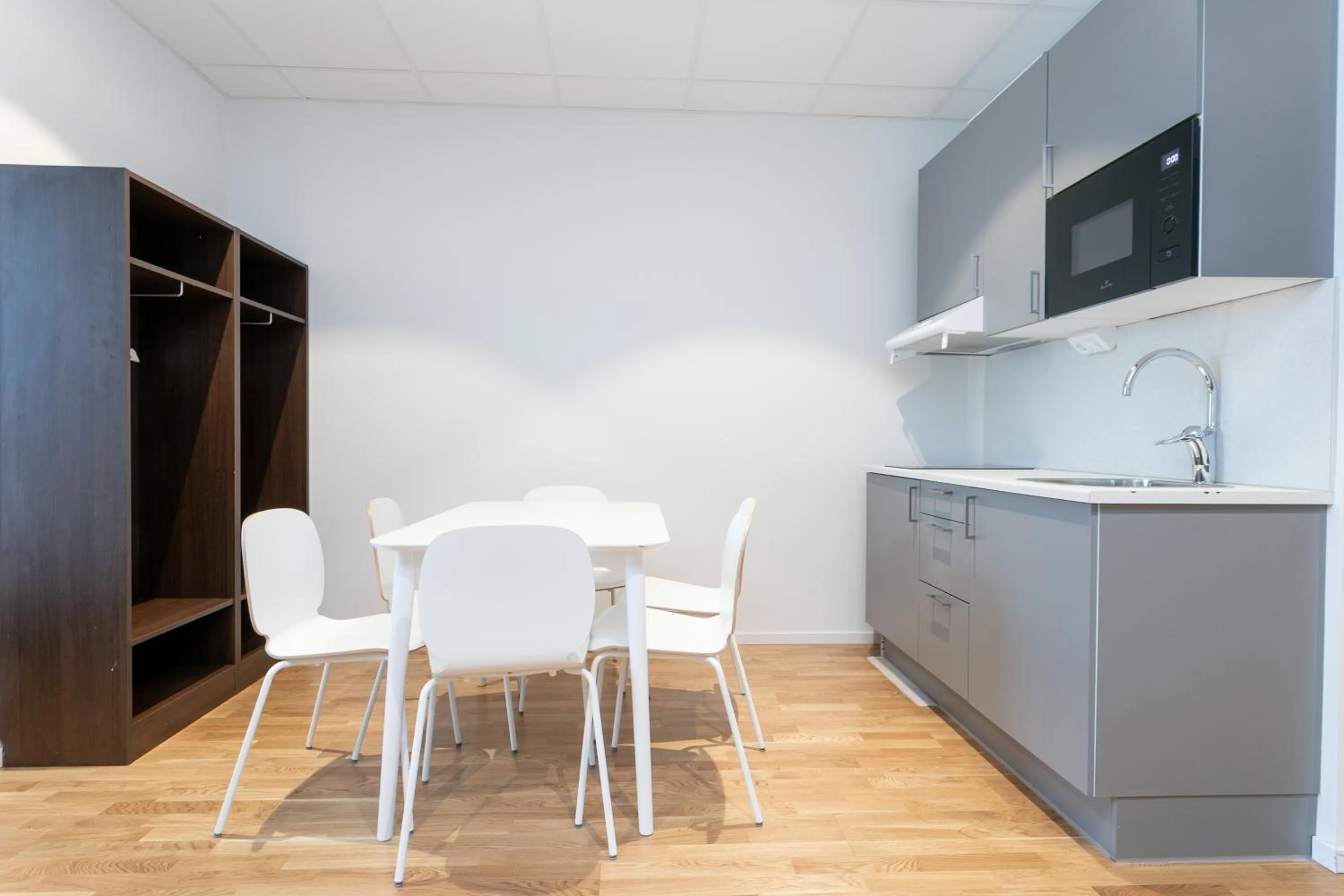 Kitchen or kitchenette in ApartDirect Arlandastad