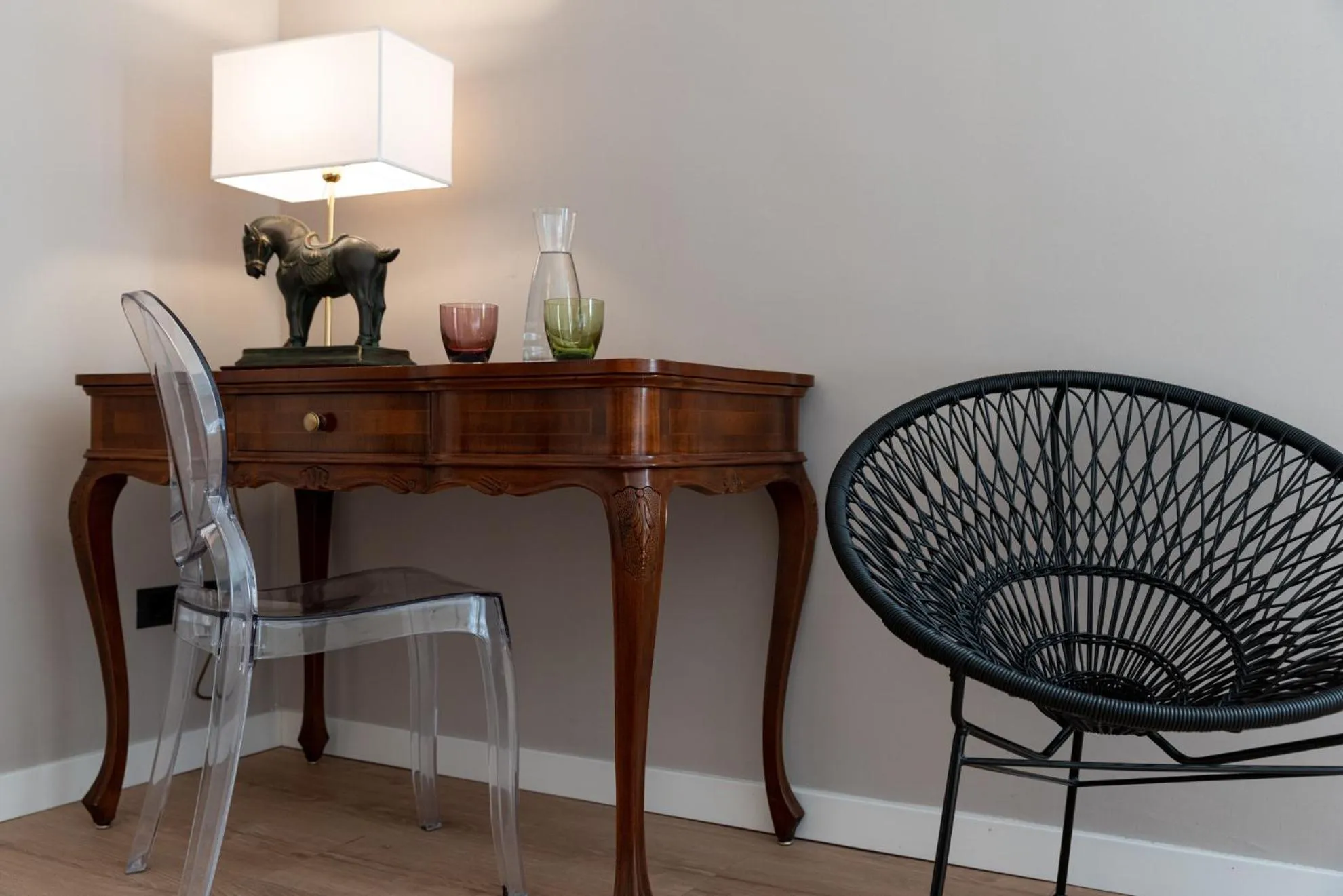 Seating area in Hotel Leon d'Oro