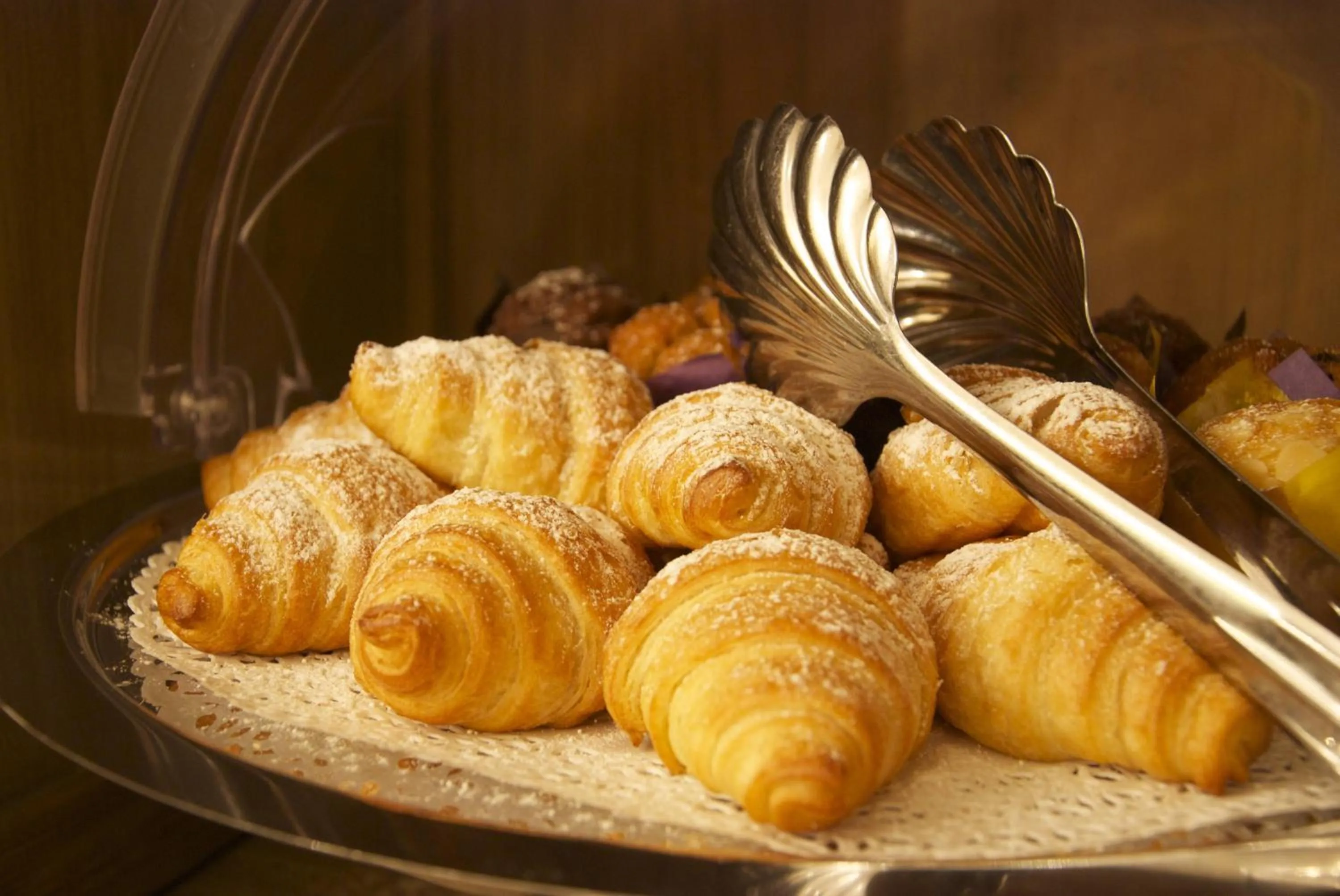 Decorative detail in Hotel Leon d'Oro