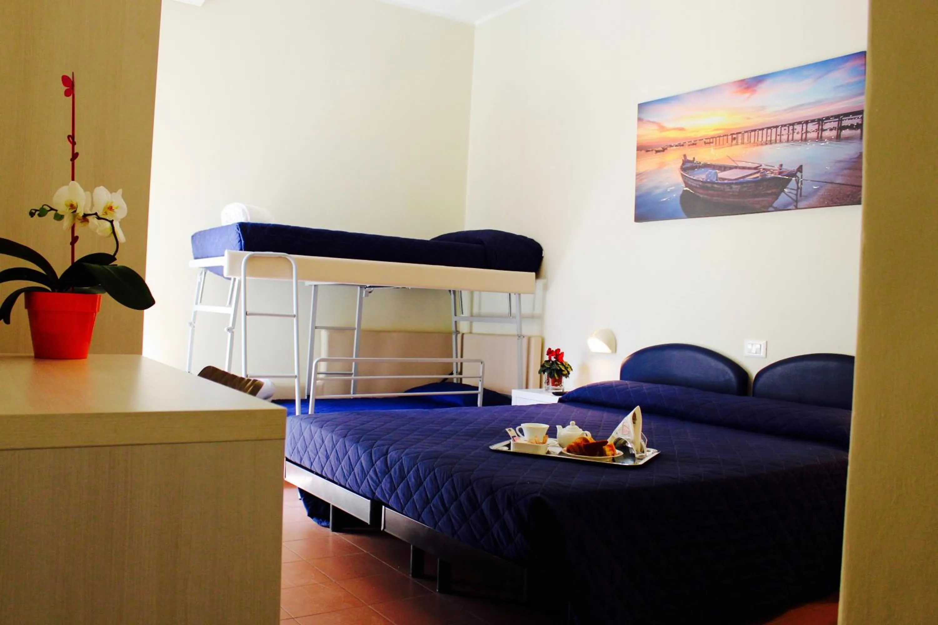 Bedroom, Bed in Hotel Fedora Rimini