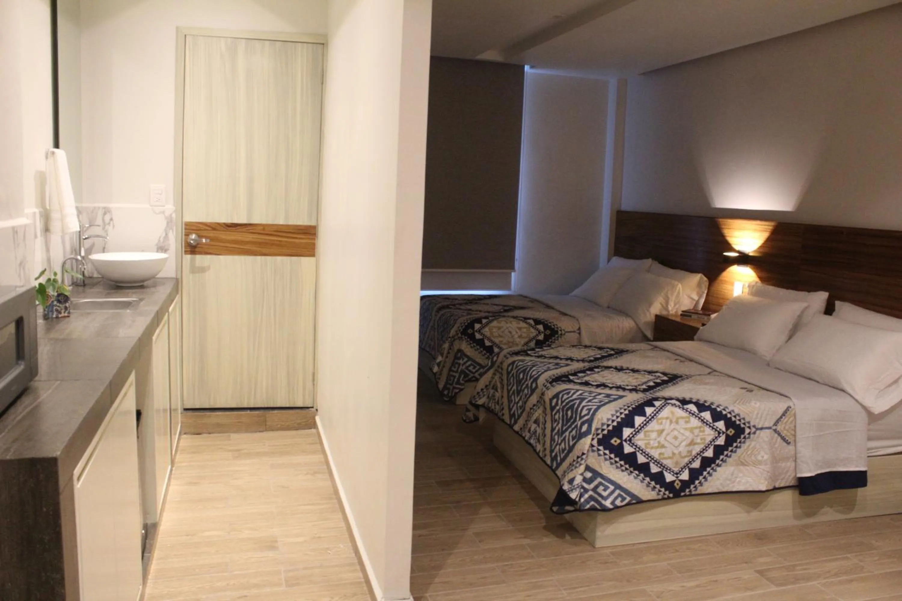 Photo of the whole room, Bed in BERTHEL SUITES