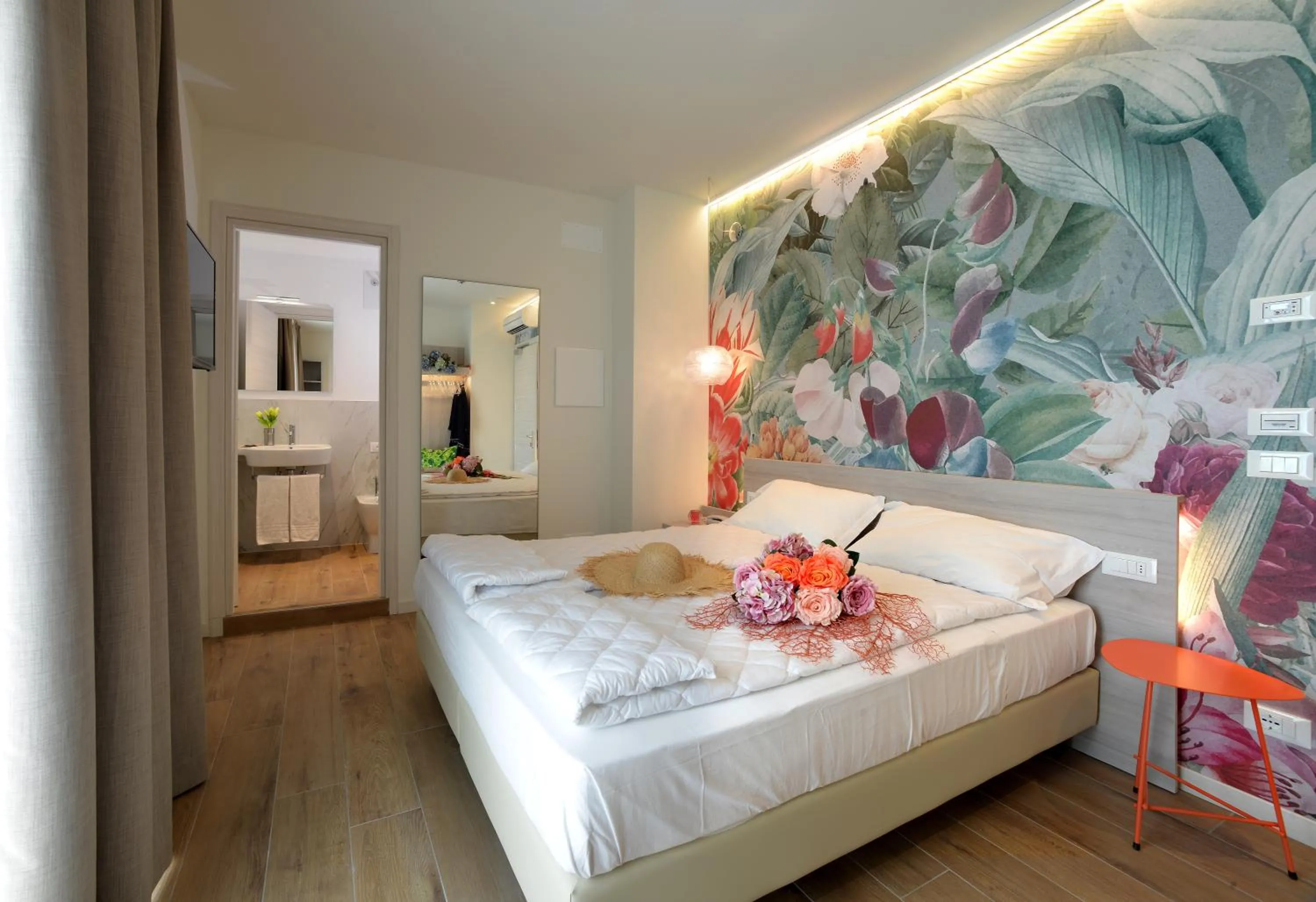 Photo of the whole room, Bed in Alla Pergola