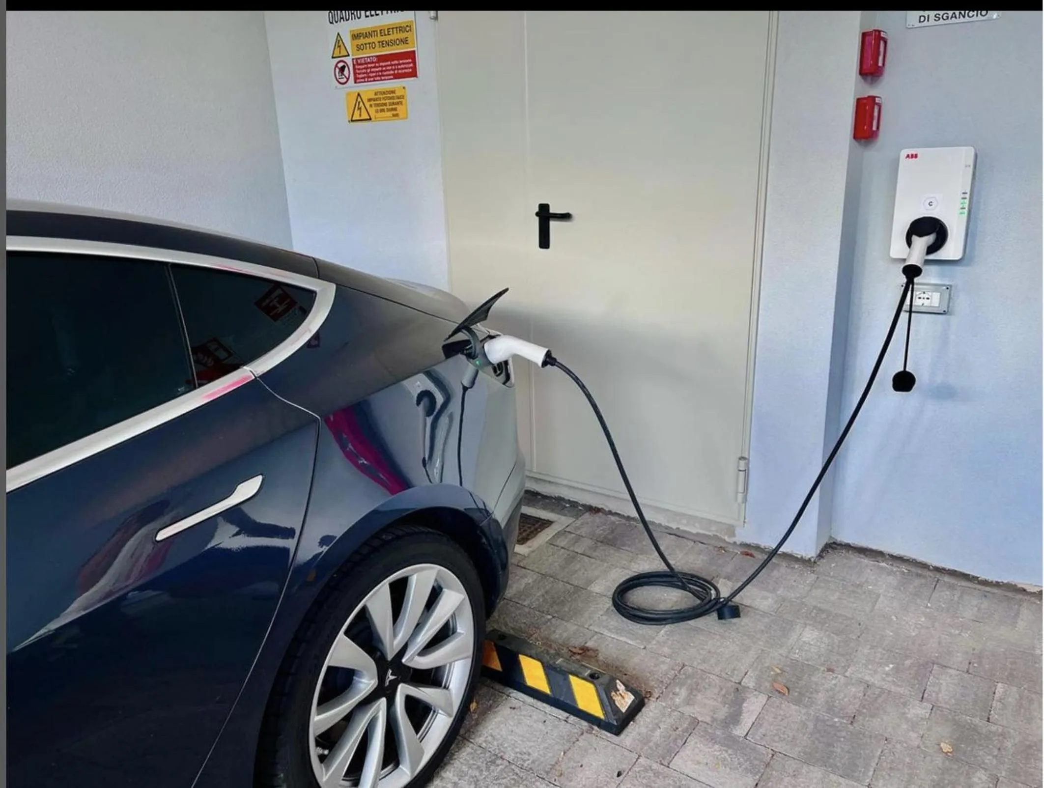 Parking in Alla Pergola