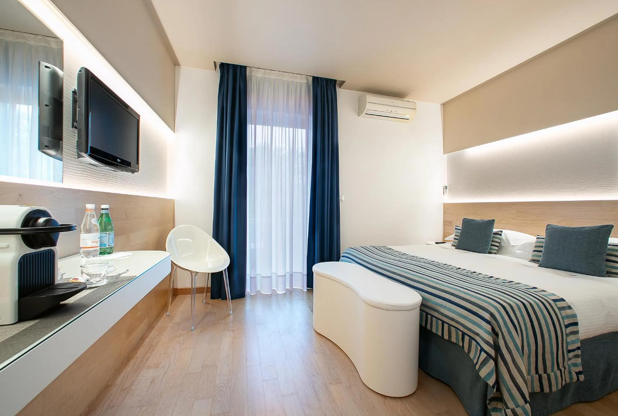 Bedroom, Bed in Hotel Daniele