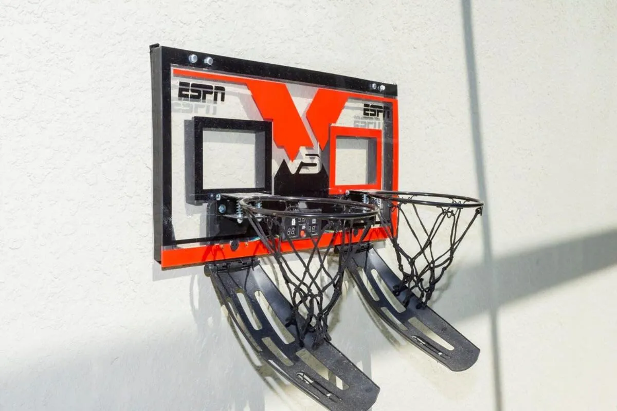 Gorgeous 5 Bd w/ Pool Close to Disney @ Champions Gate 948