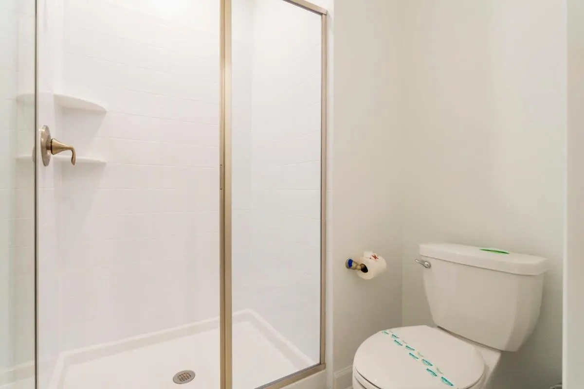 Gorgeous 5 Bd w/ Pool Close to Disney @ Champions Gate 948