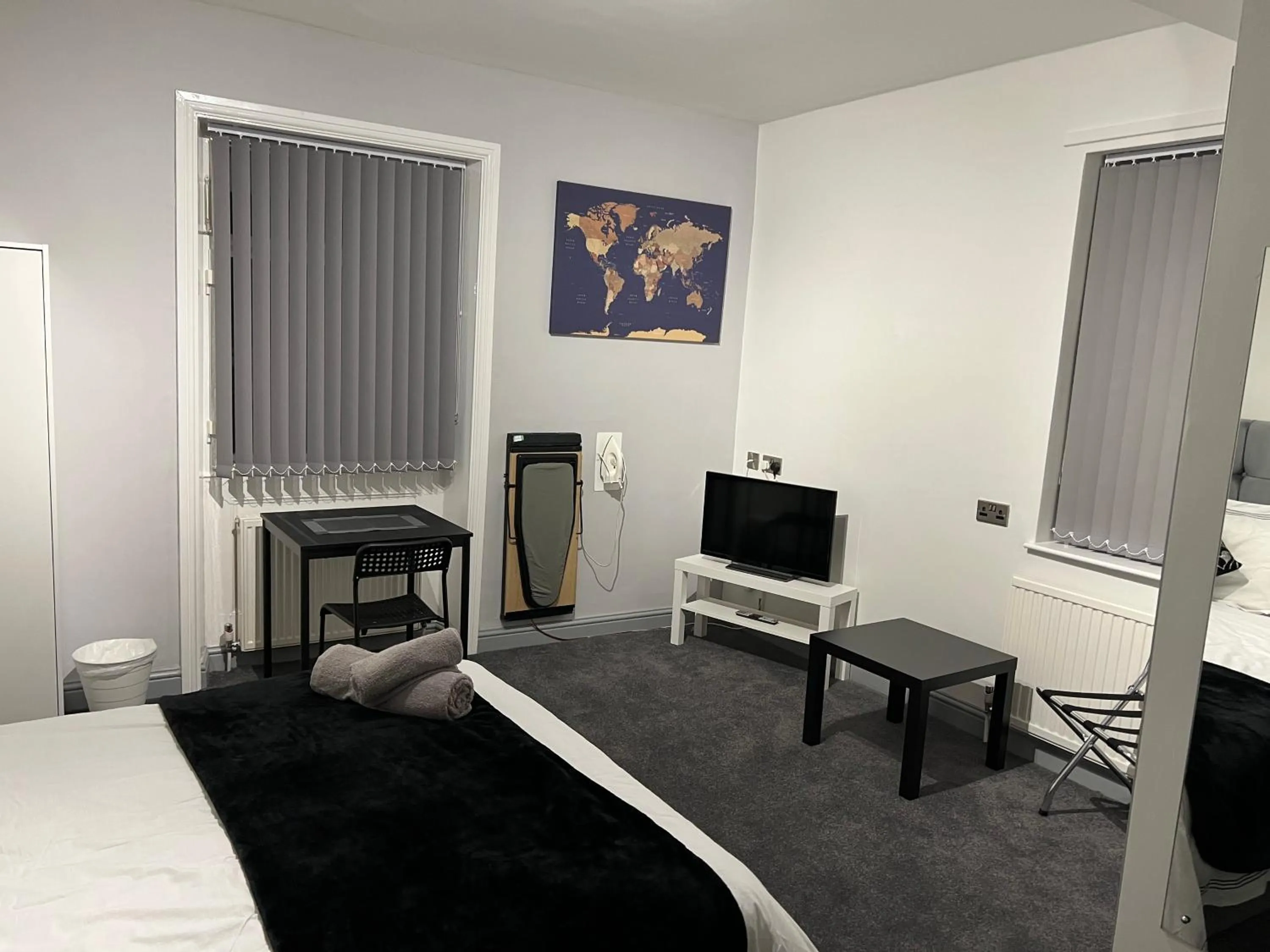 Bed in Huddersfield Central Lodge