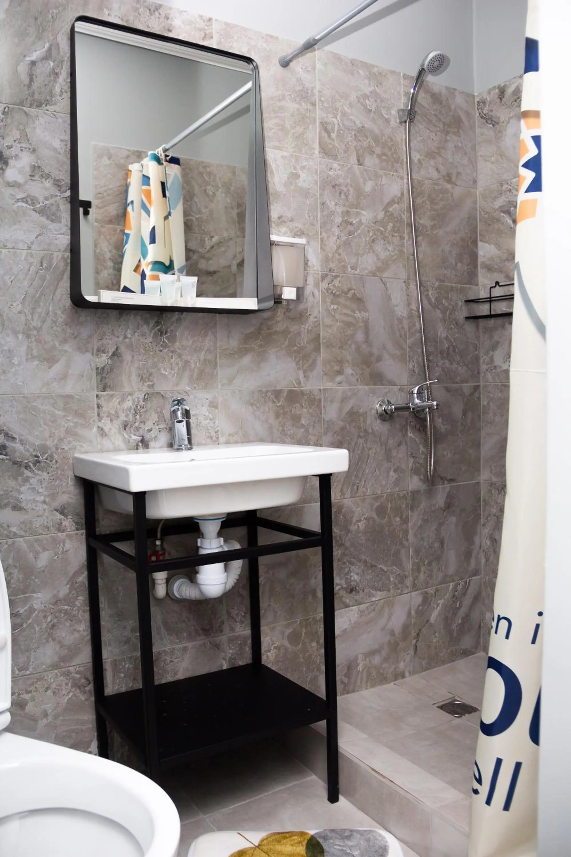 Bathroom in Hotel Tahar