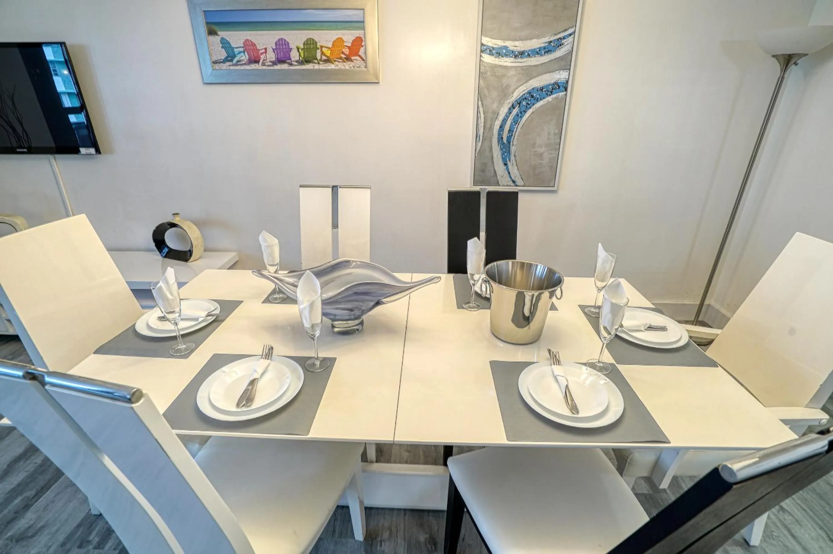 Dining area in Deluxe Apartments by South Florida Vacations