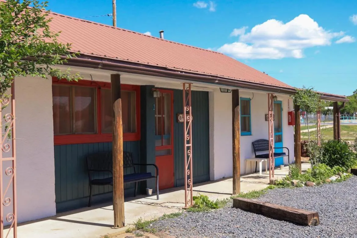 Property building in Hikers Cimarron Inn & RV Park