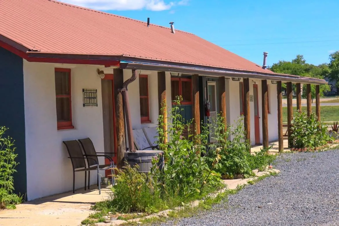 Property building in Hikers Cimarron Inn & RV Park