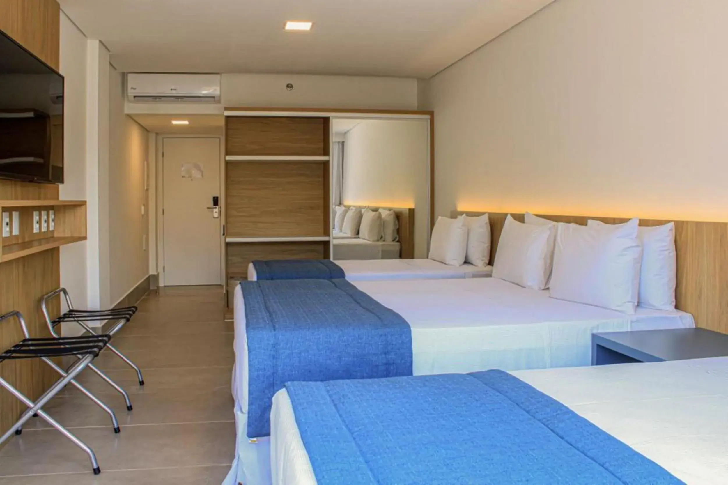 Quadruple - Pool View in Maragogi Brisa Exclusive Hotel Quadruple - Pool View in Maragogi Brisa Exclusive Hotel