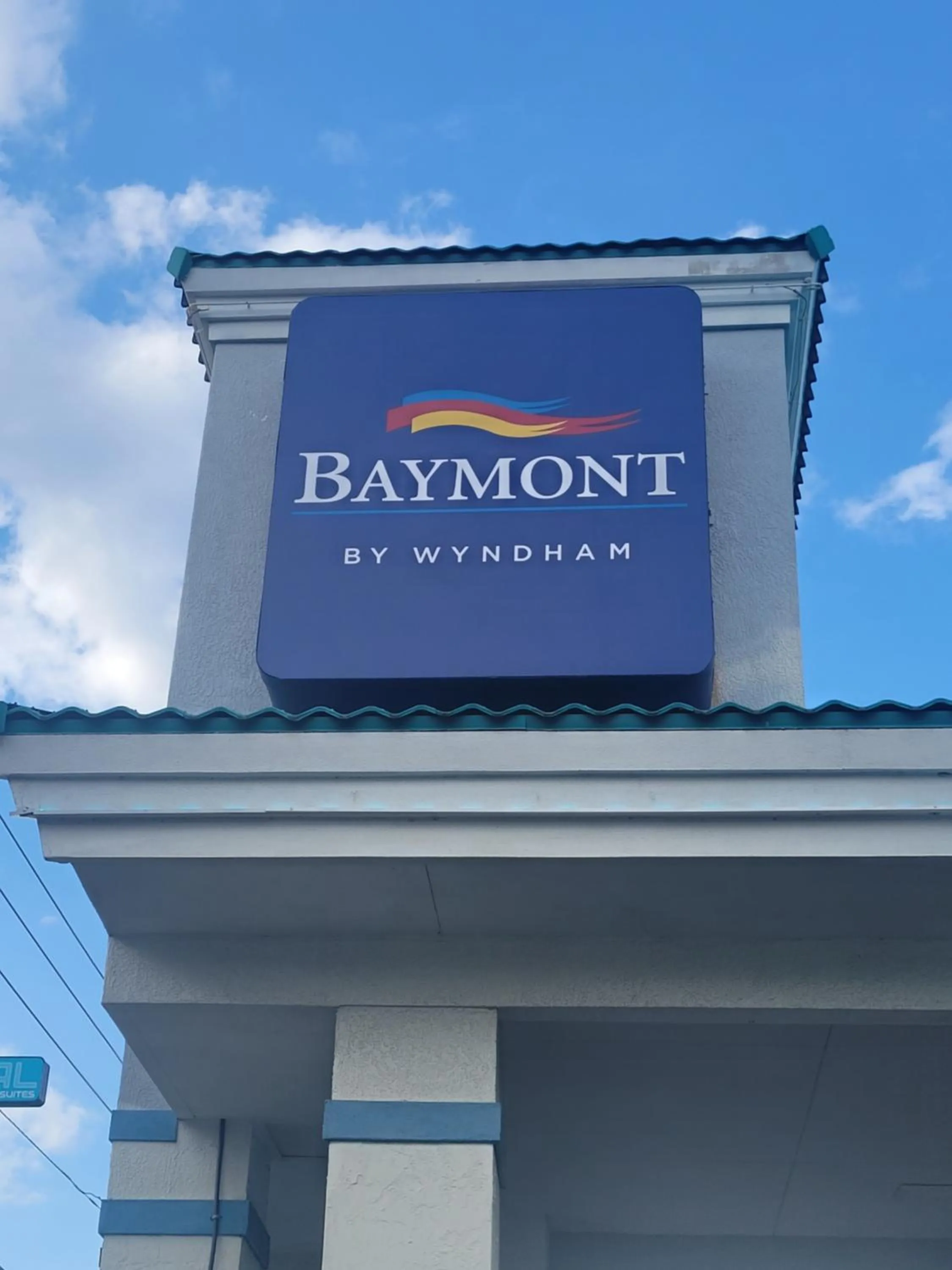 Property building in Motel 6 - Altamonte Springs, FL
