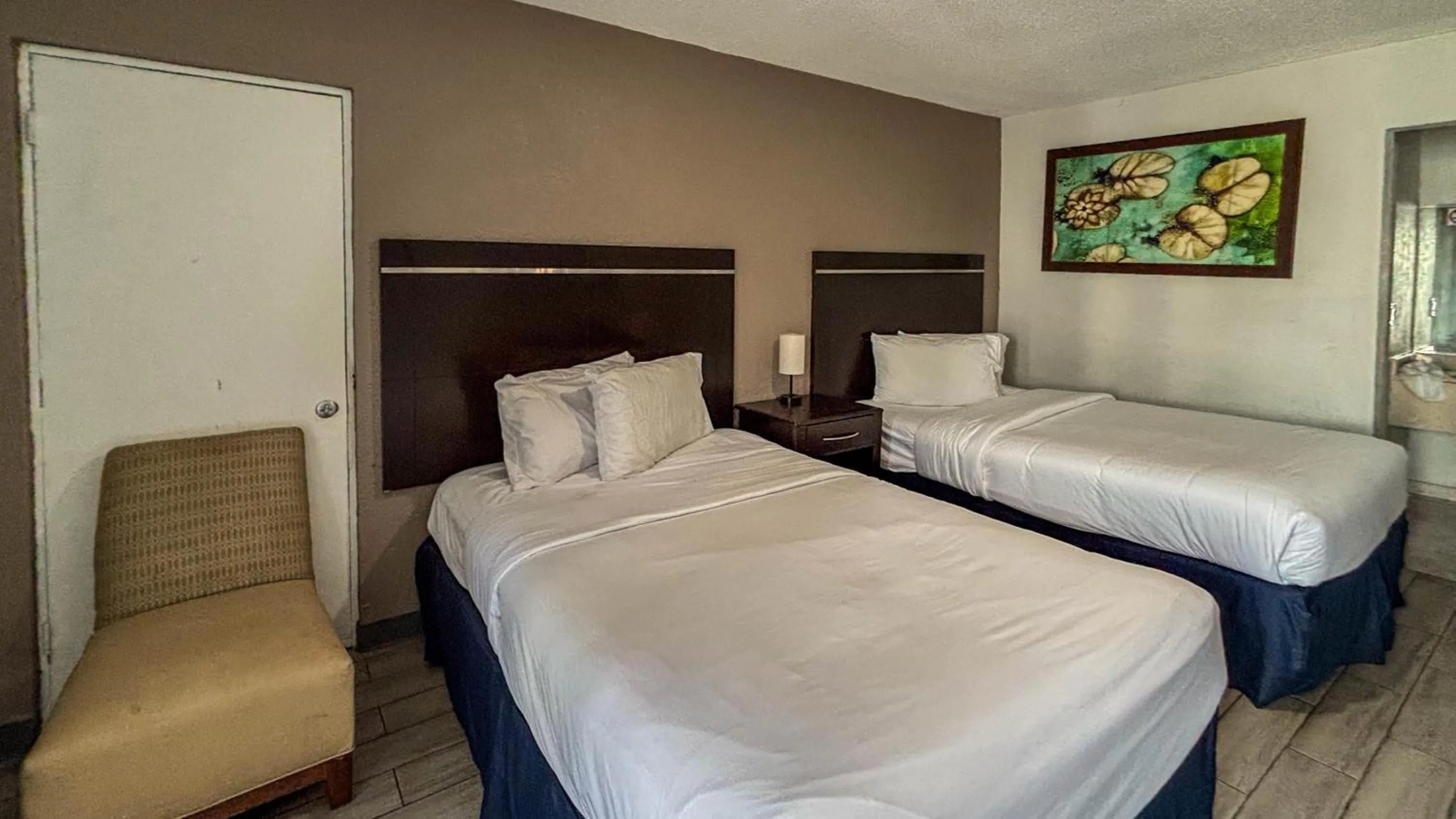 Bedroom, Bed in Motel 6 - Altamonte Springs, FL