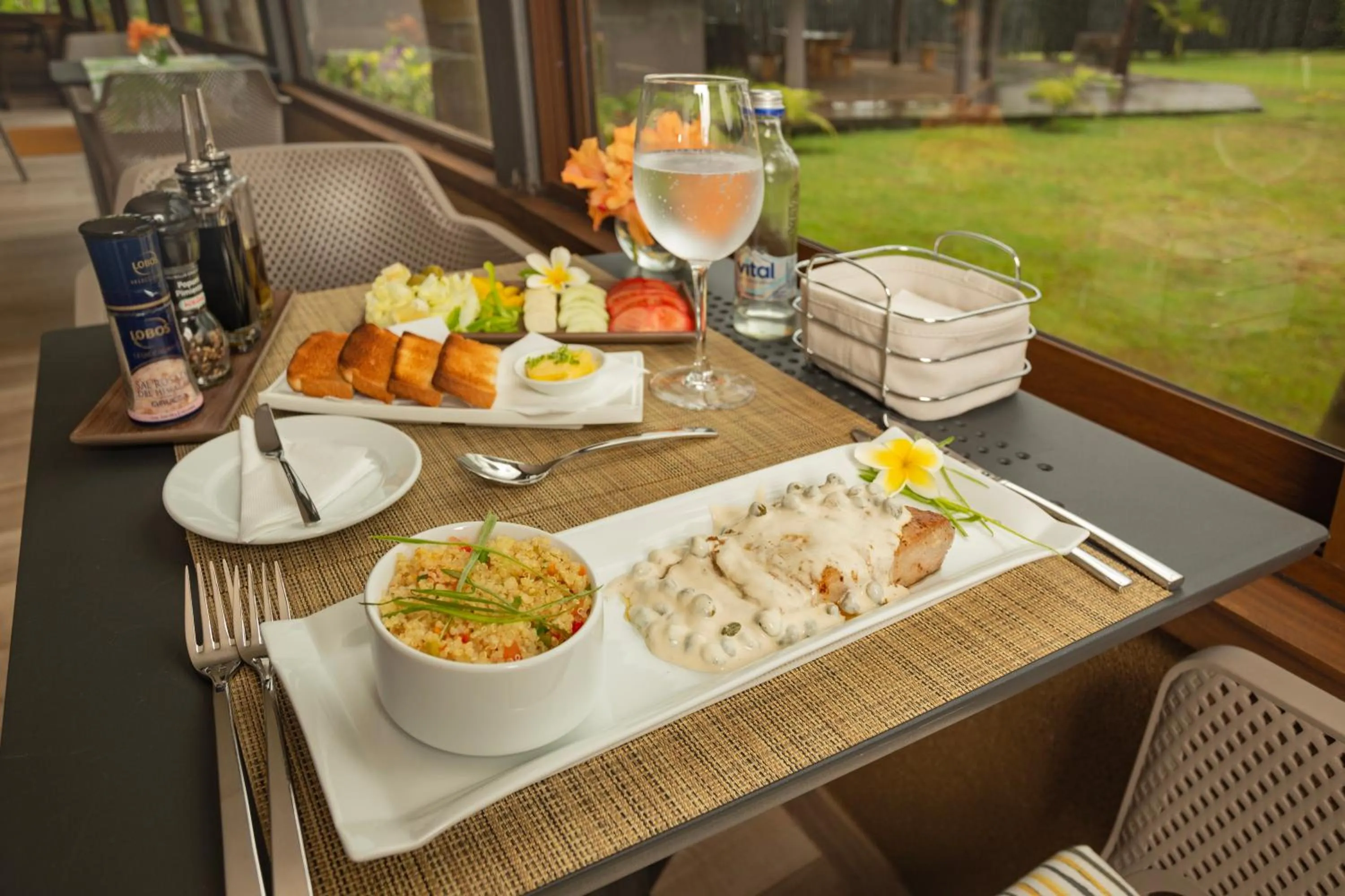 Food and drinks in Hotel Ohana Rapa Nui