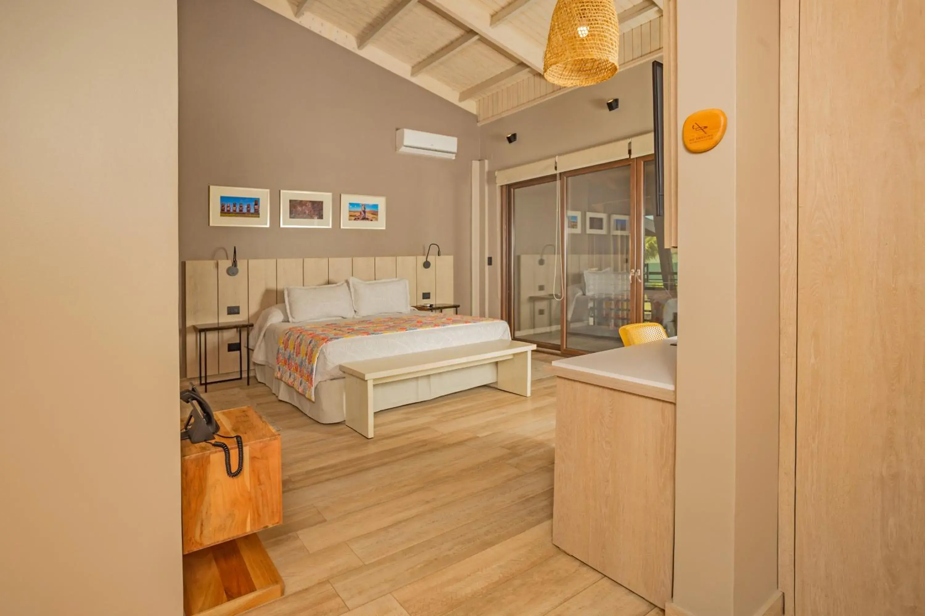 King Suite with Sea View in Hotel Ohana Rapa Nui King Suite with Sea View in Hotel Ohana Rapa Nui