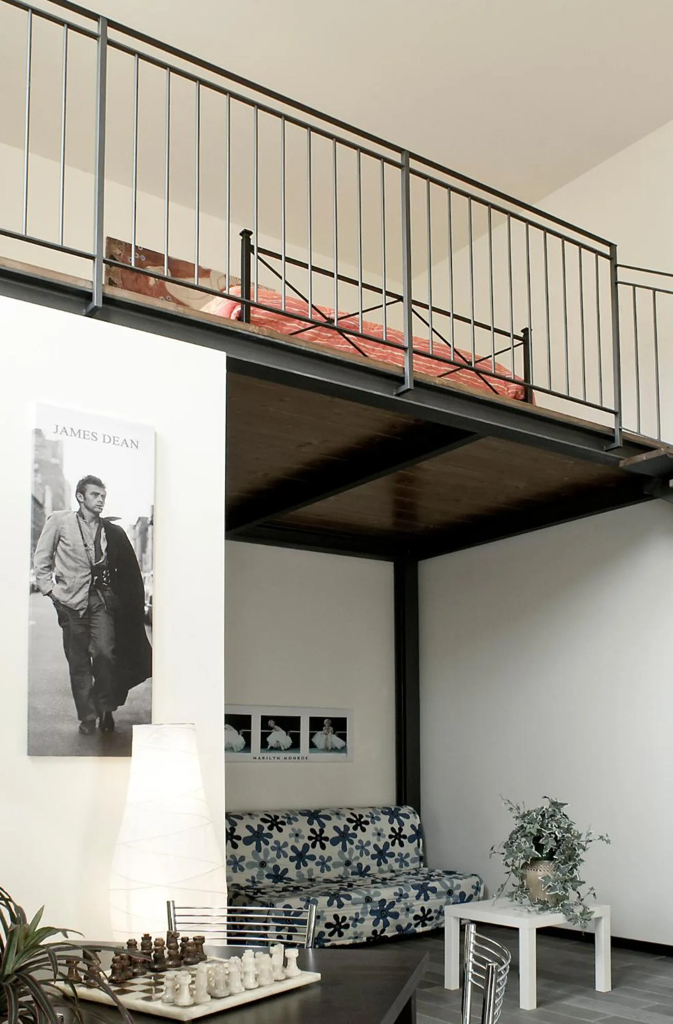 Photo of the whole room in Argentiere Room Apartments