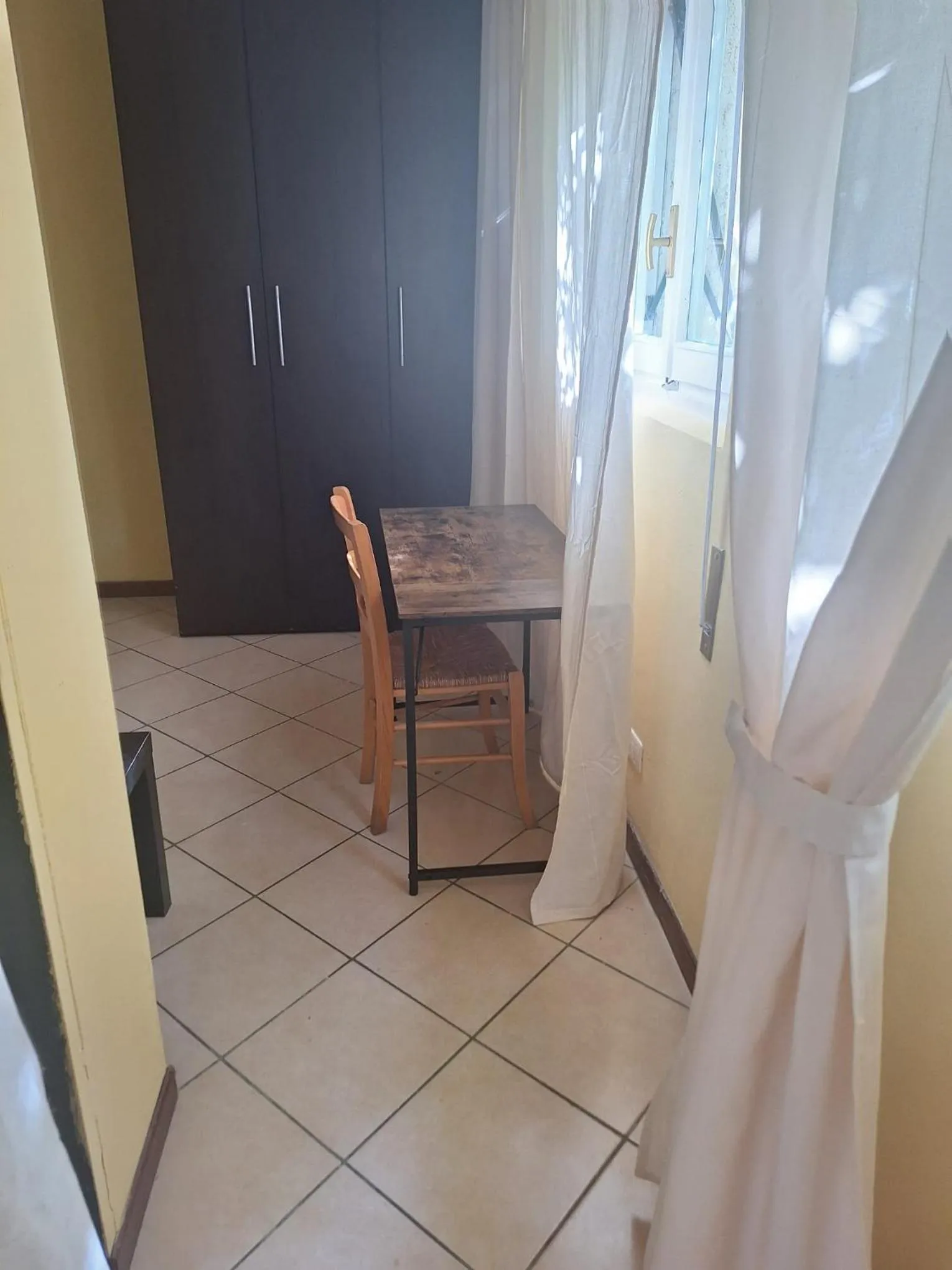 Bedroom in Argentiere Room Apartments