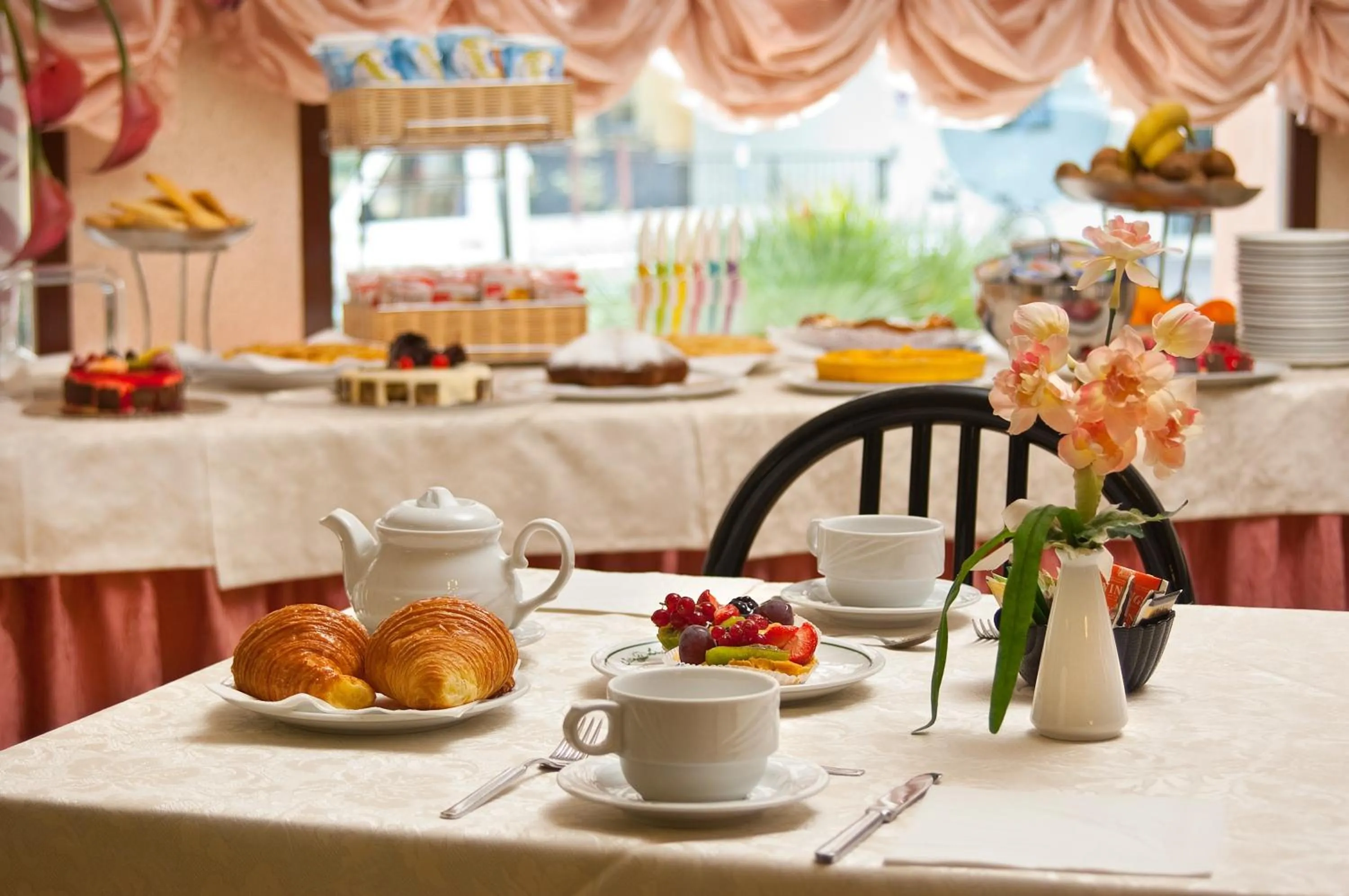 Breakfast in Hotel Villa Luigia