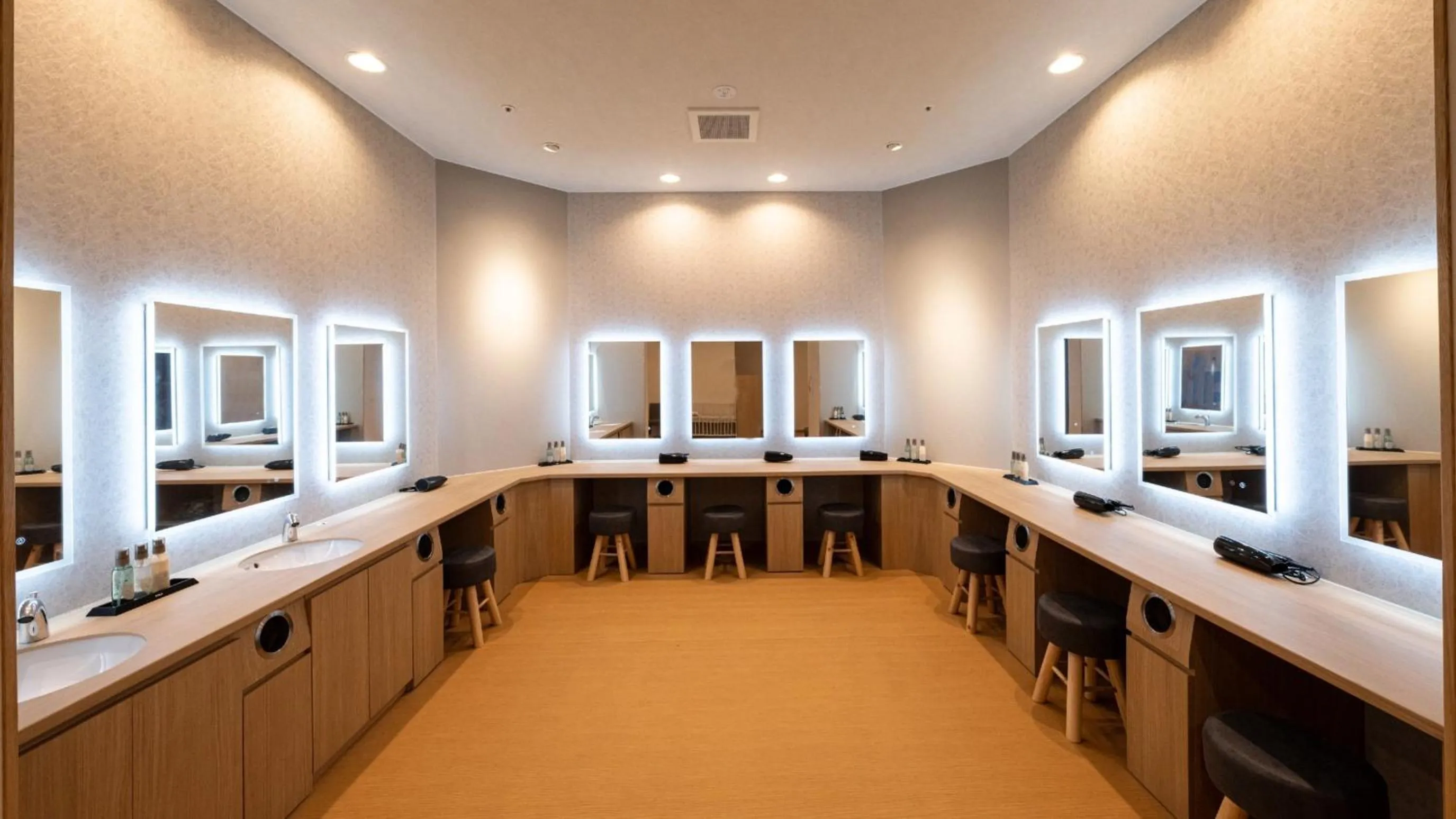 Hot Spring Bath in Onn Yuda Onsen