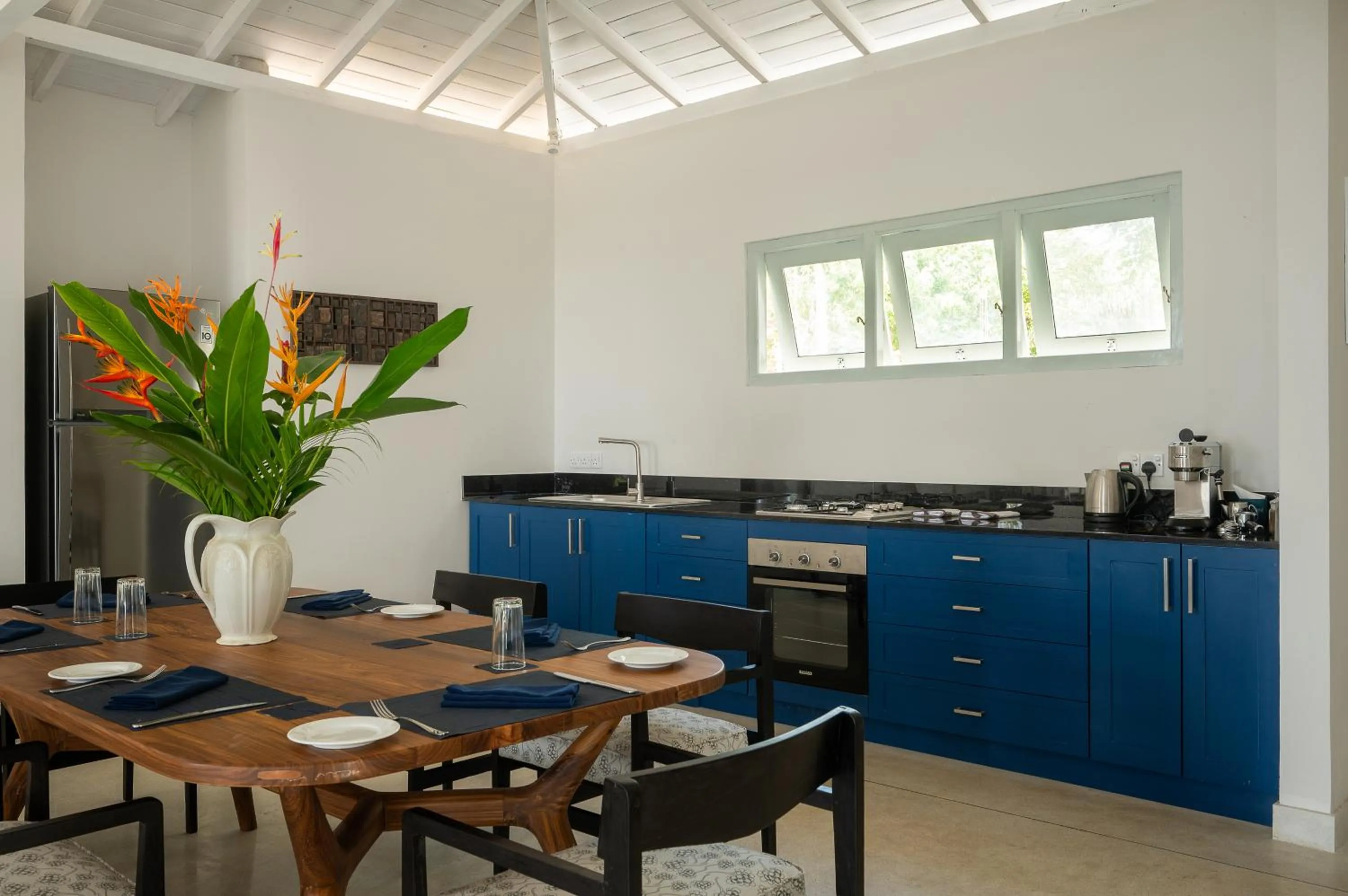 Kitchen or kitchenette in Halcyon Mawella