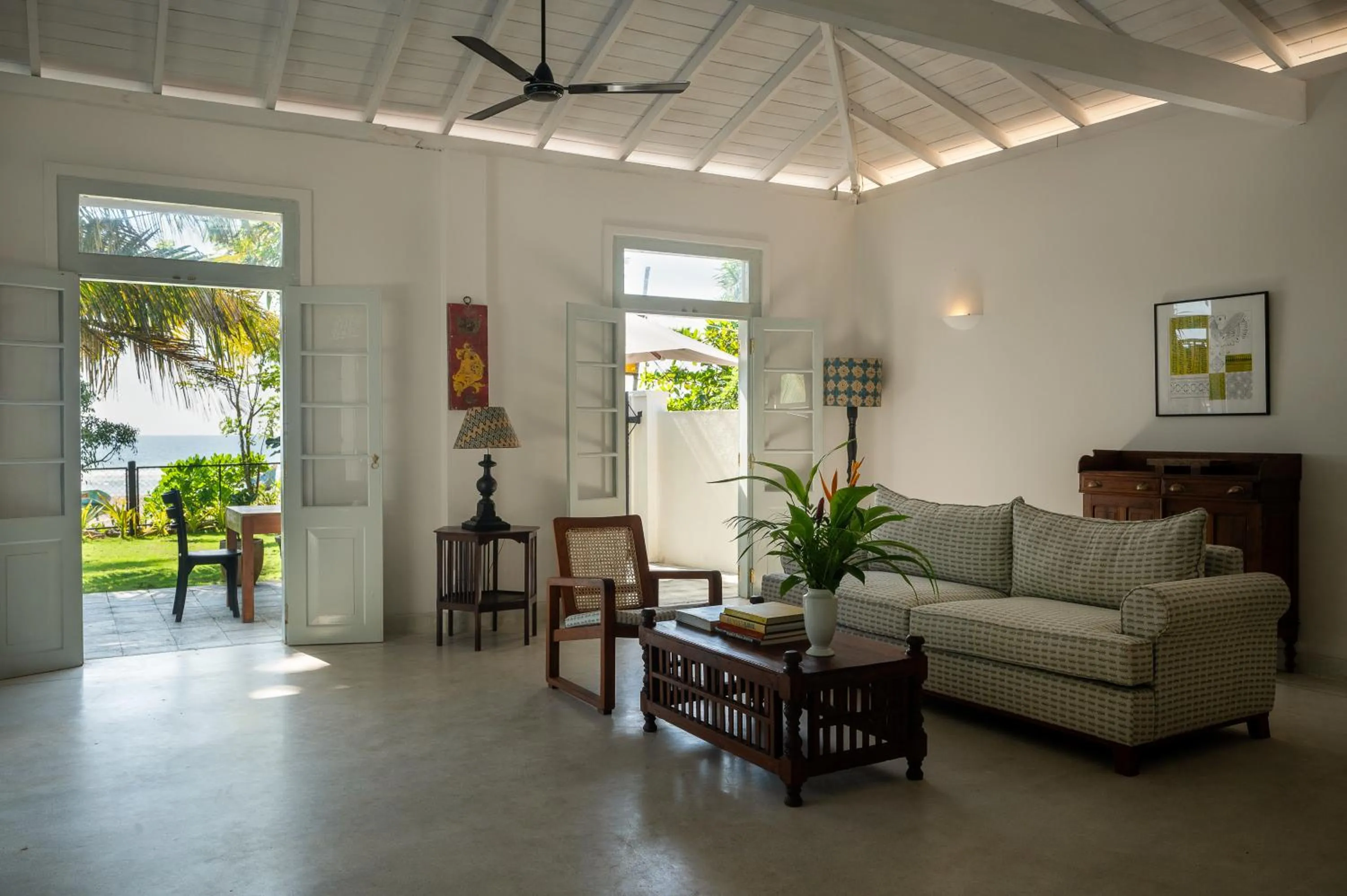 Seating area in Halcyon Mawella