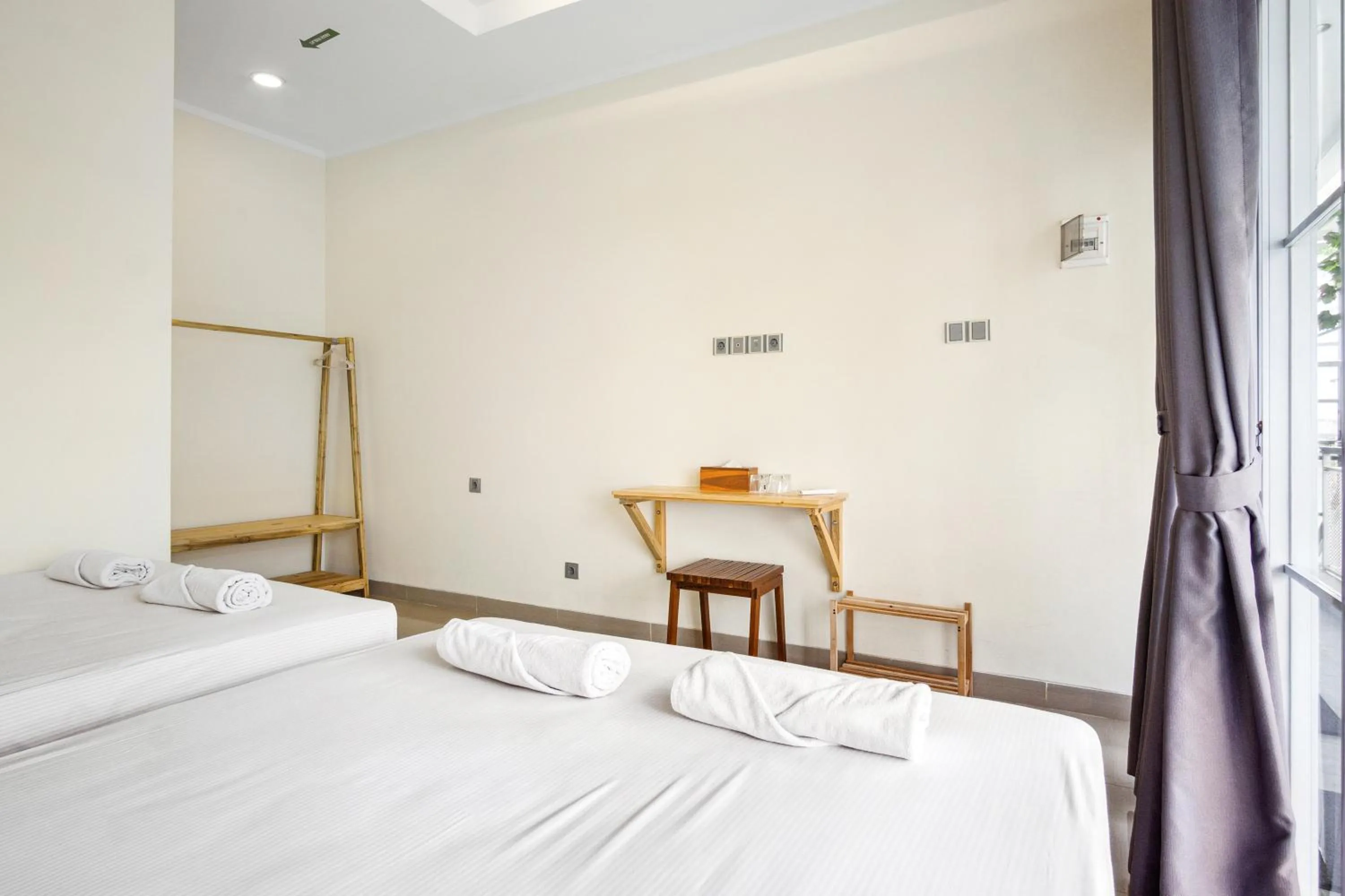 Bedroom, Bed in Roemah Kenari