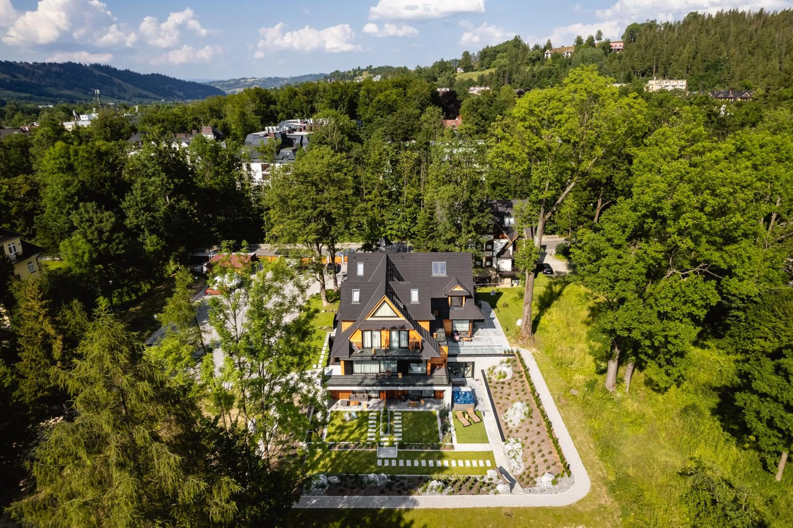 Property building in Villa T Apartments & SPA