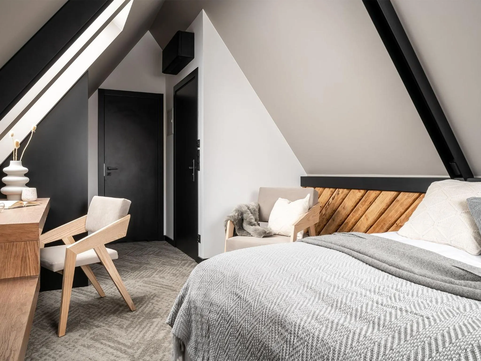 Bed in Villa T Apartments & SPA