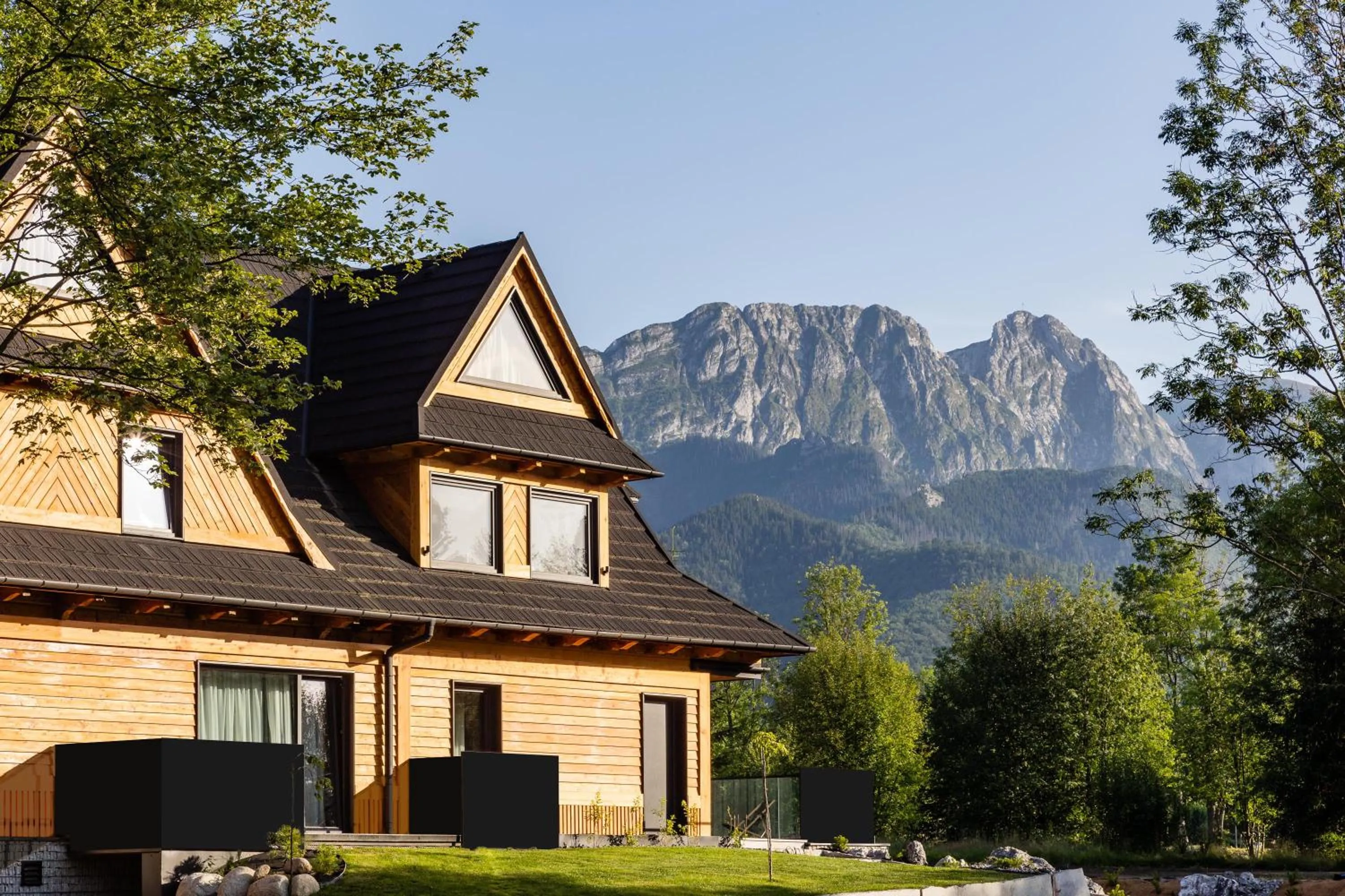 Property building in Villa T Apartments & SPA