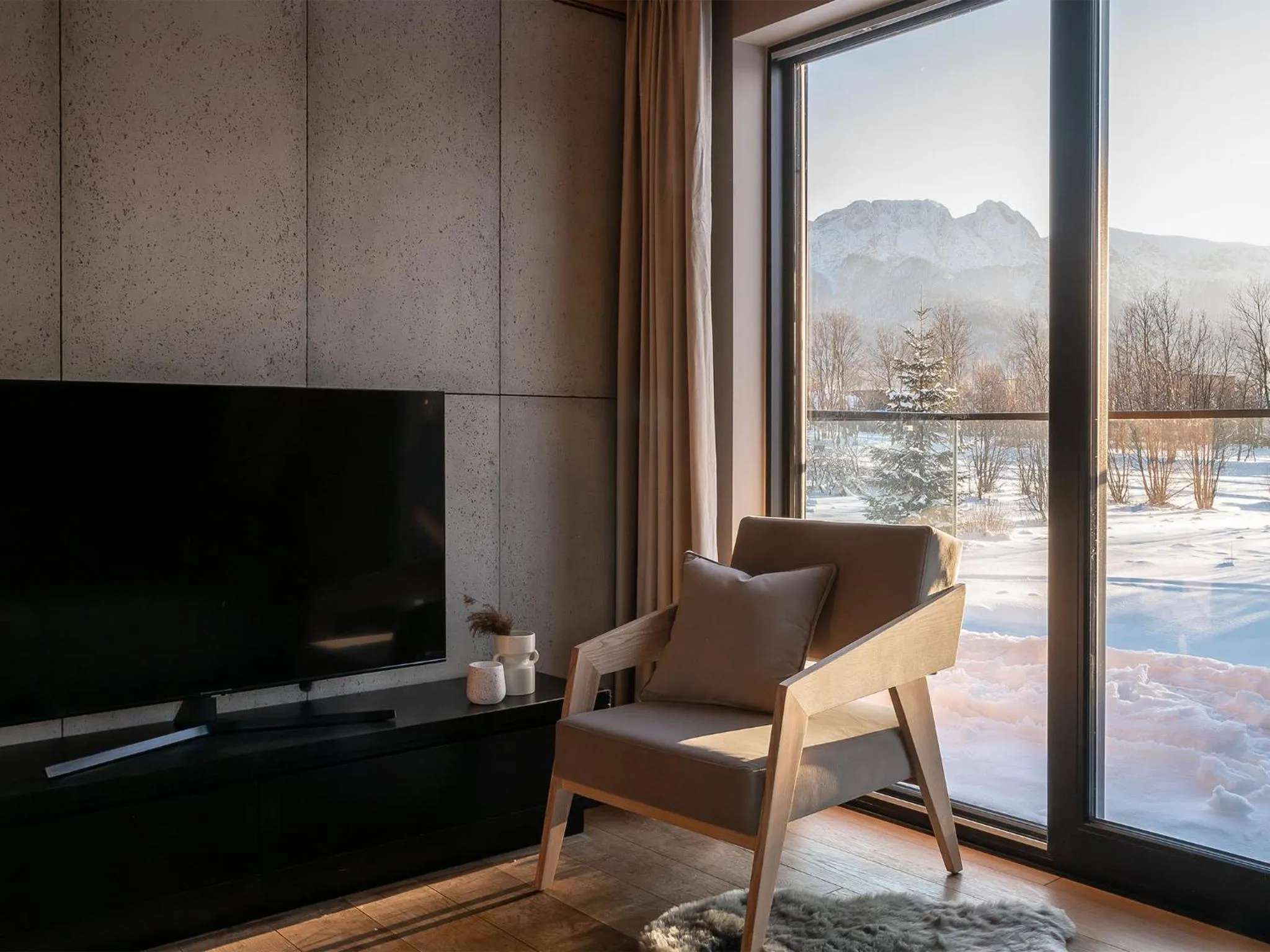 TV and multimedia in Villa T Apartments & SPA