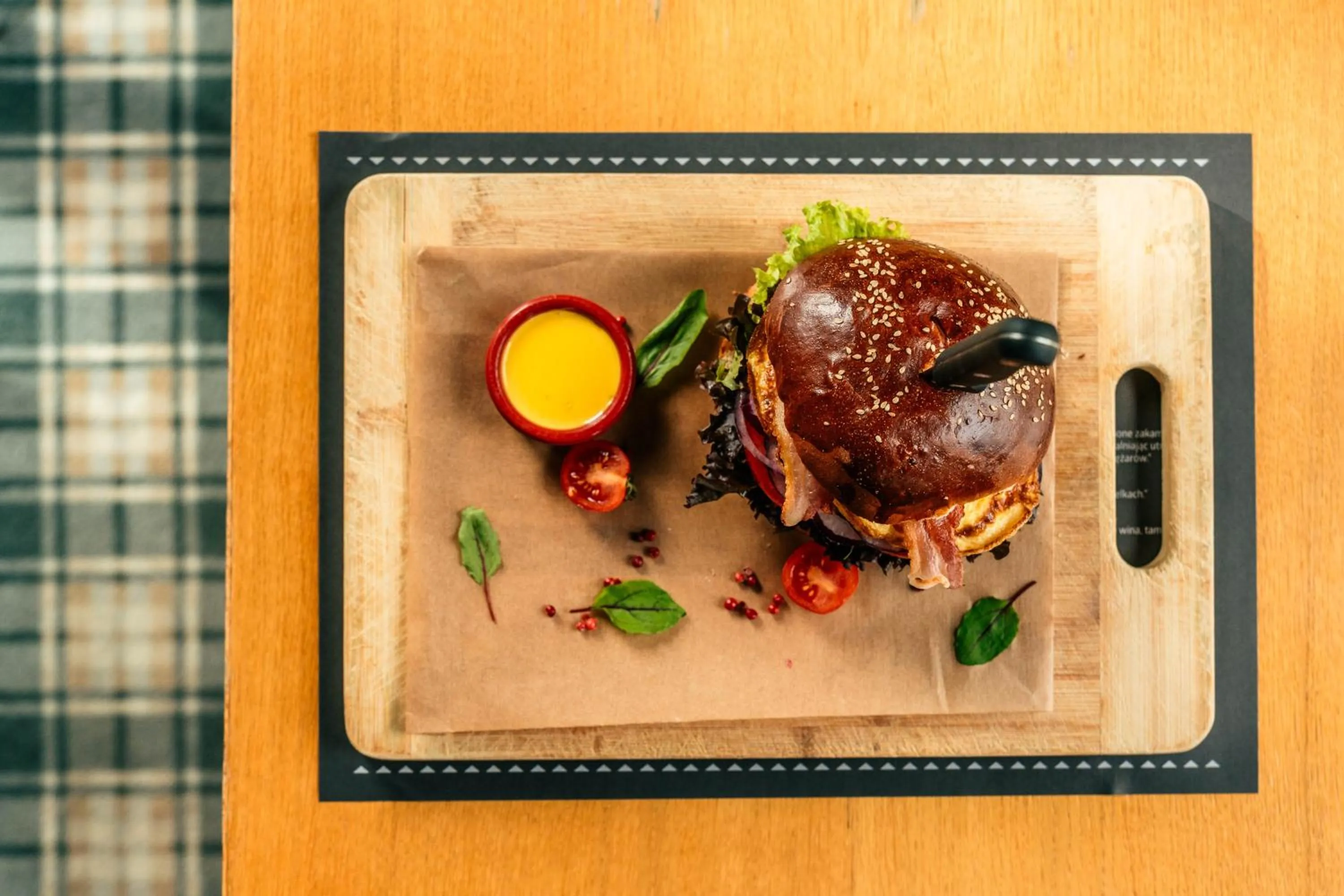 Restaurant/places to eat in Villa T Apartments & SPA