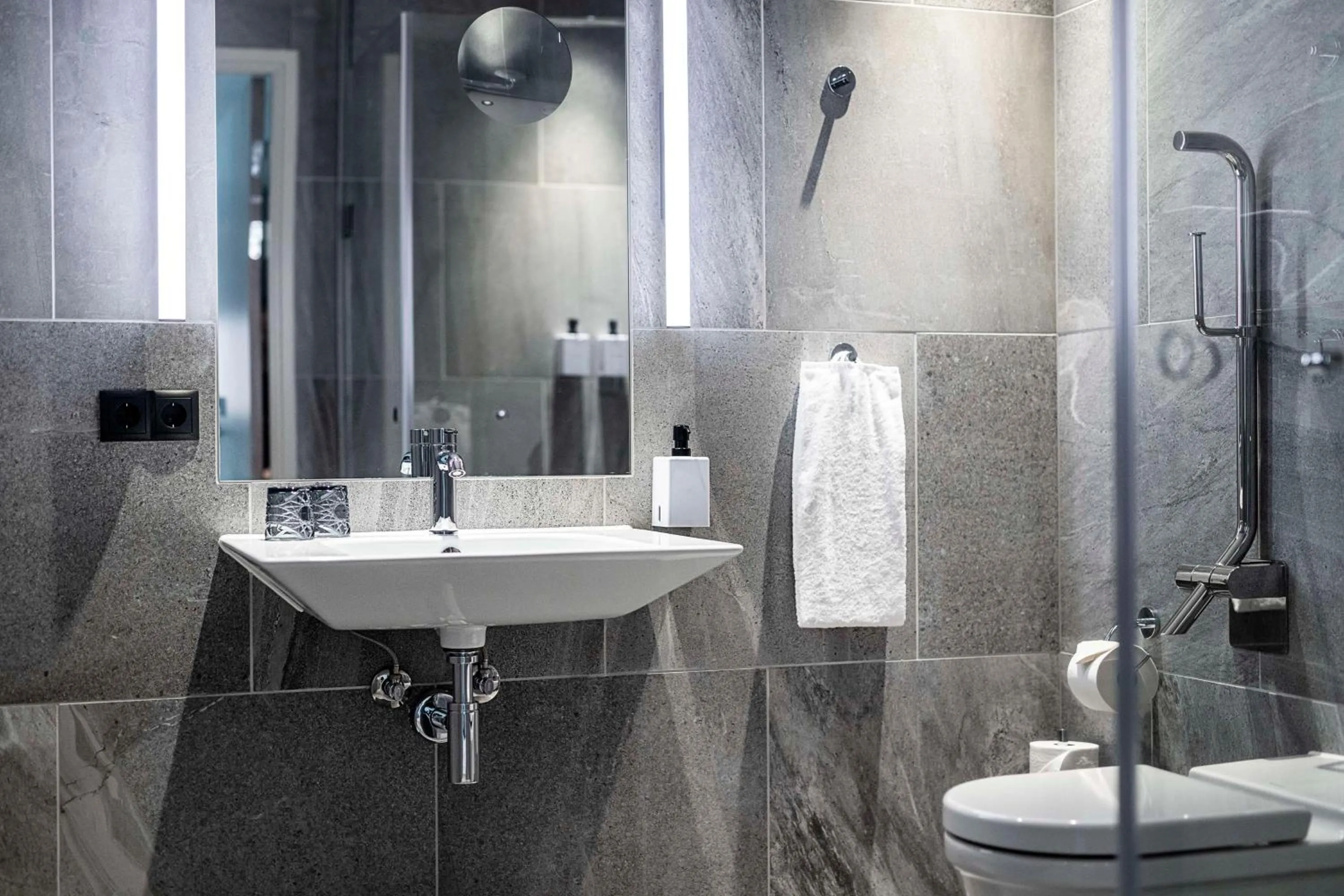 Bedroom in Scandic Spectrum