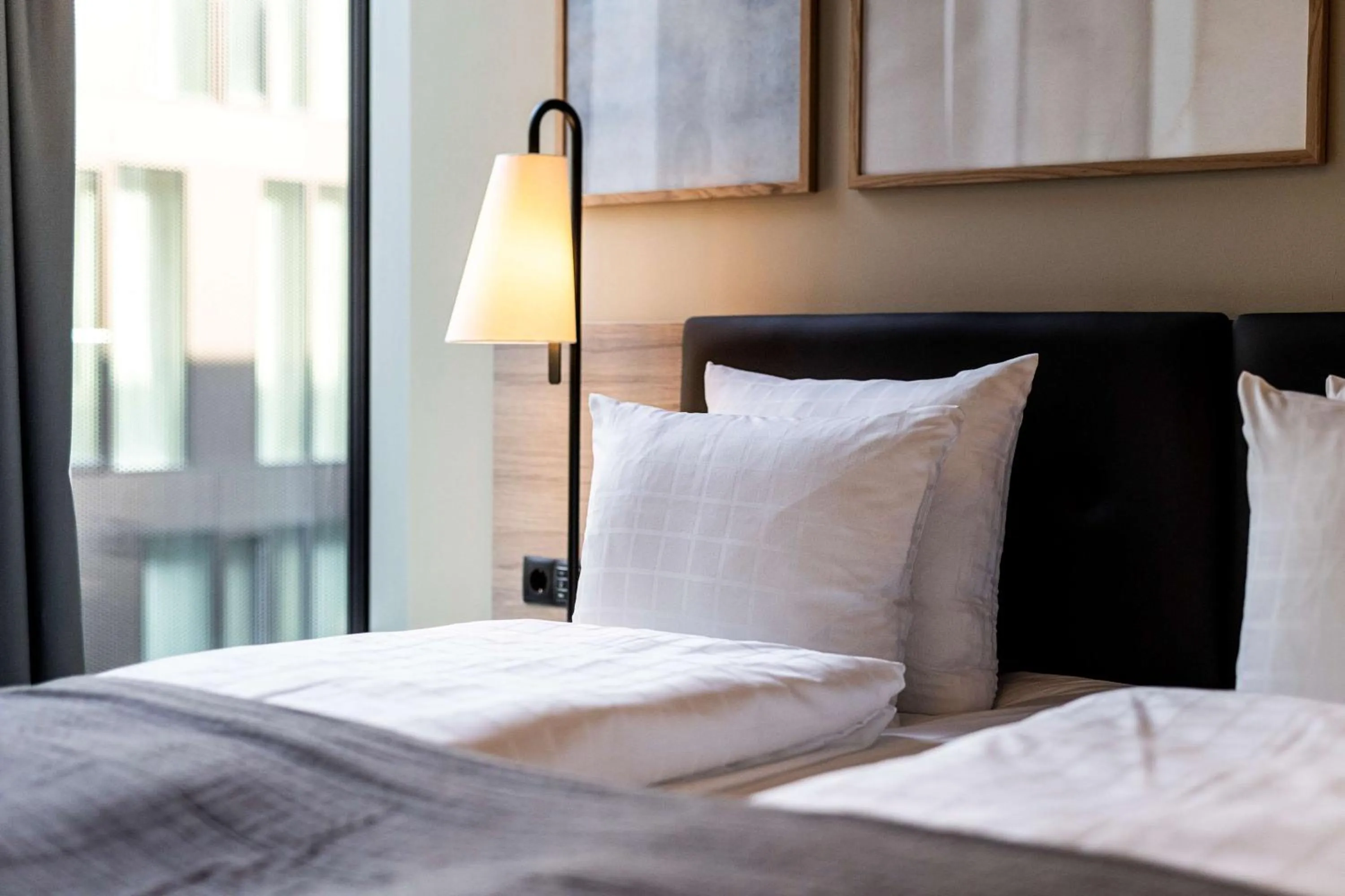 Bedroom, Bed in Scandic Spectrum