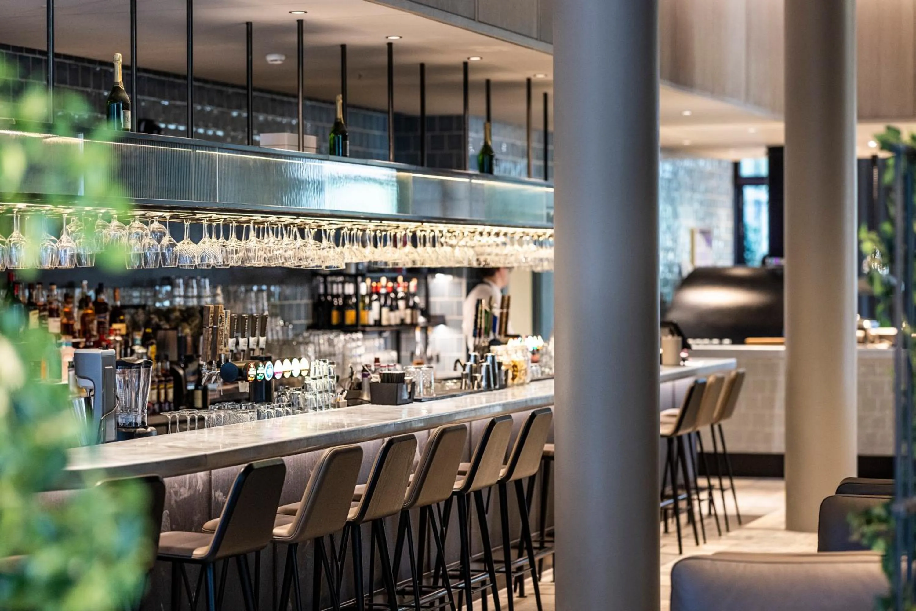 Restaurant/places to eat in Scandic Spectrum