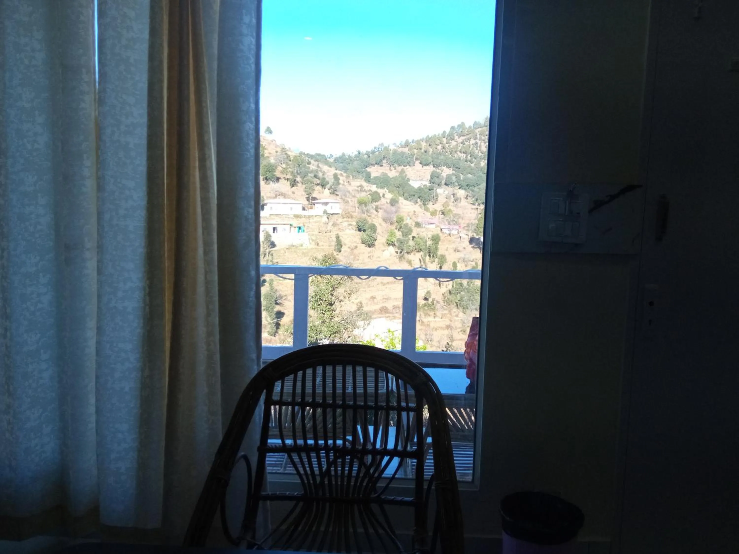Balcony/Terrace in IN APPLE ESTATE KANATAL - Himalayan View Resort with Courteous Staff