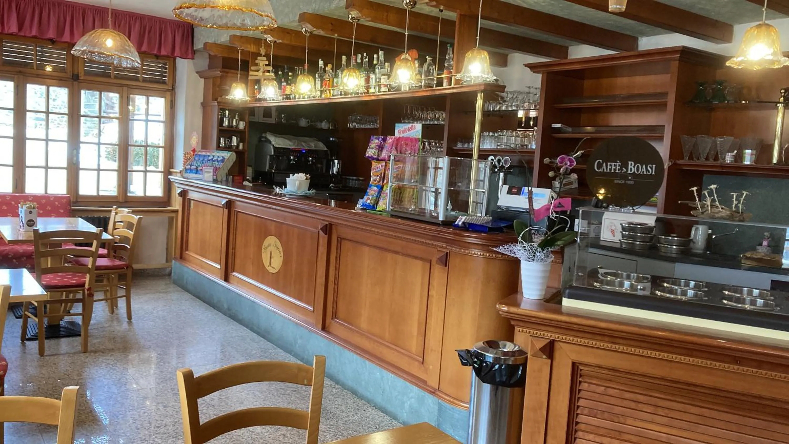 Lounge or bar in Hotel Beau Sejour