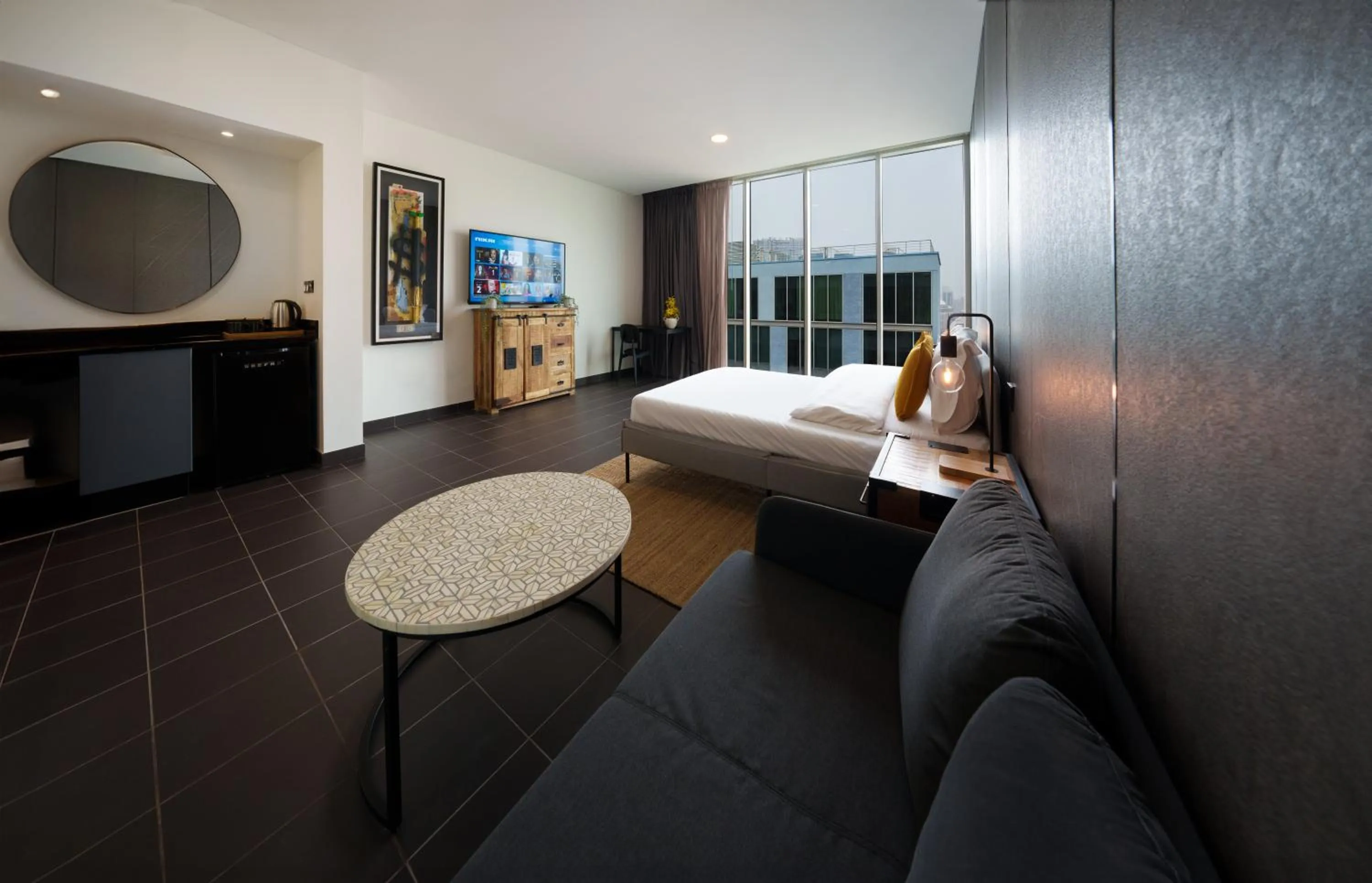 Bedroom, Bed in Emirates Sports Hotel, Dubai Sports City