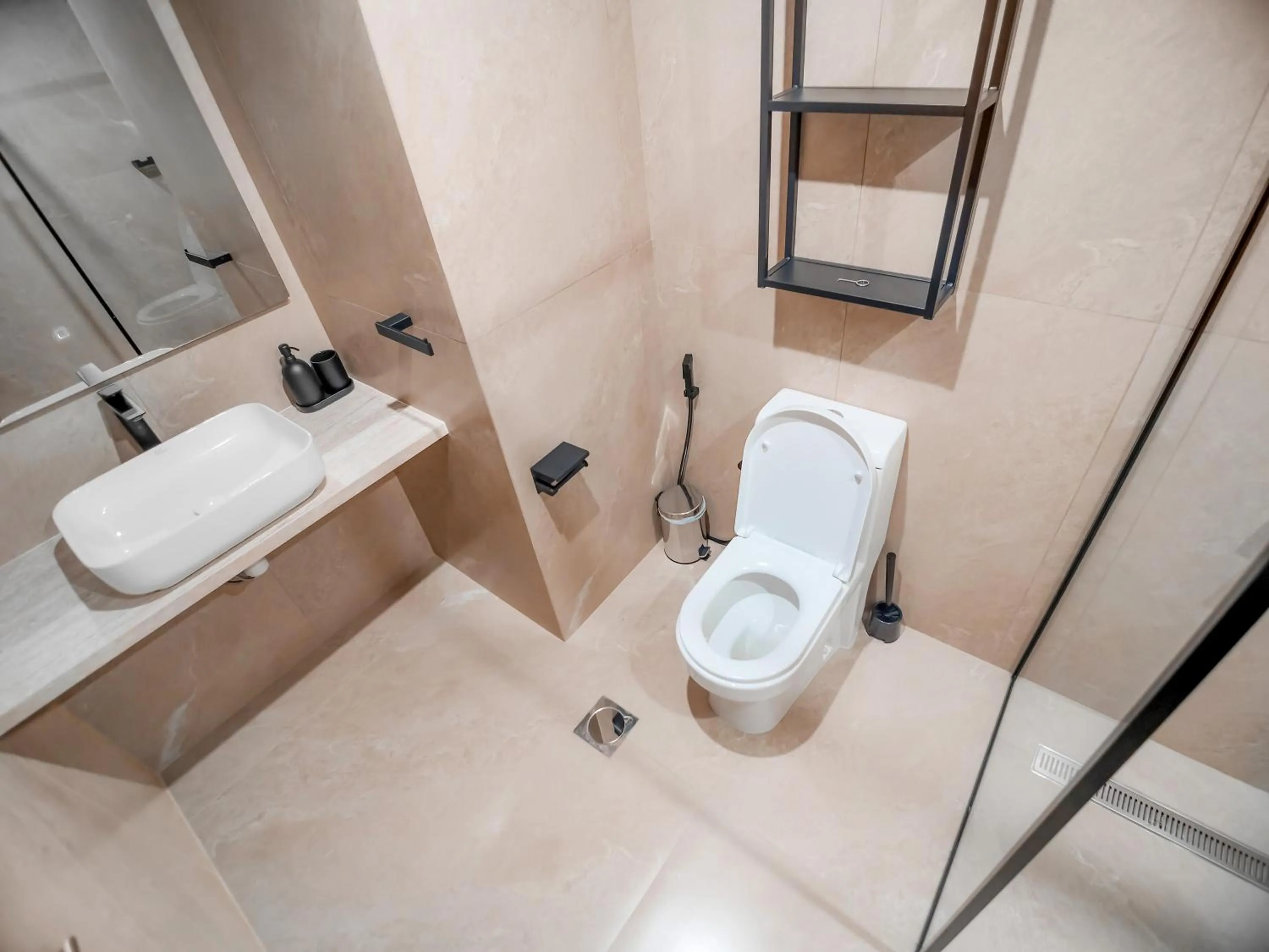 Toilet in Emirates Sports Hotel, Dubai Sports City