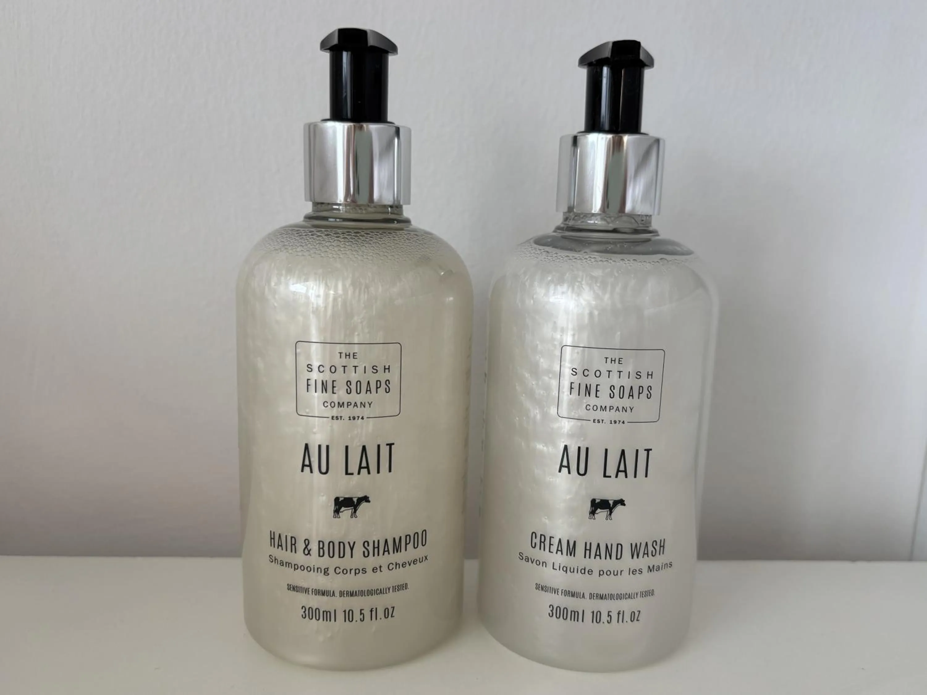 Shower in Broadview Hotel