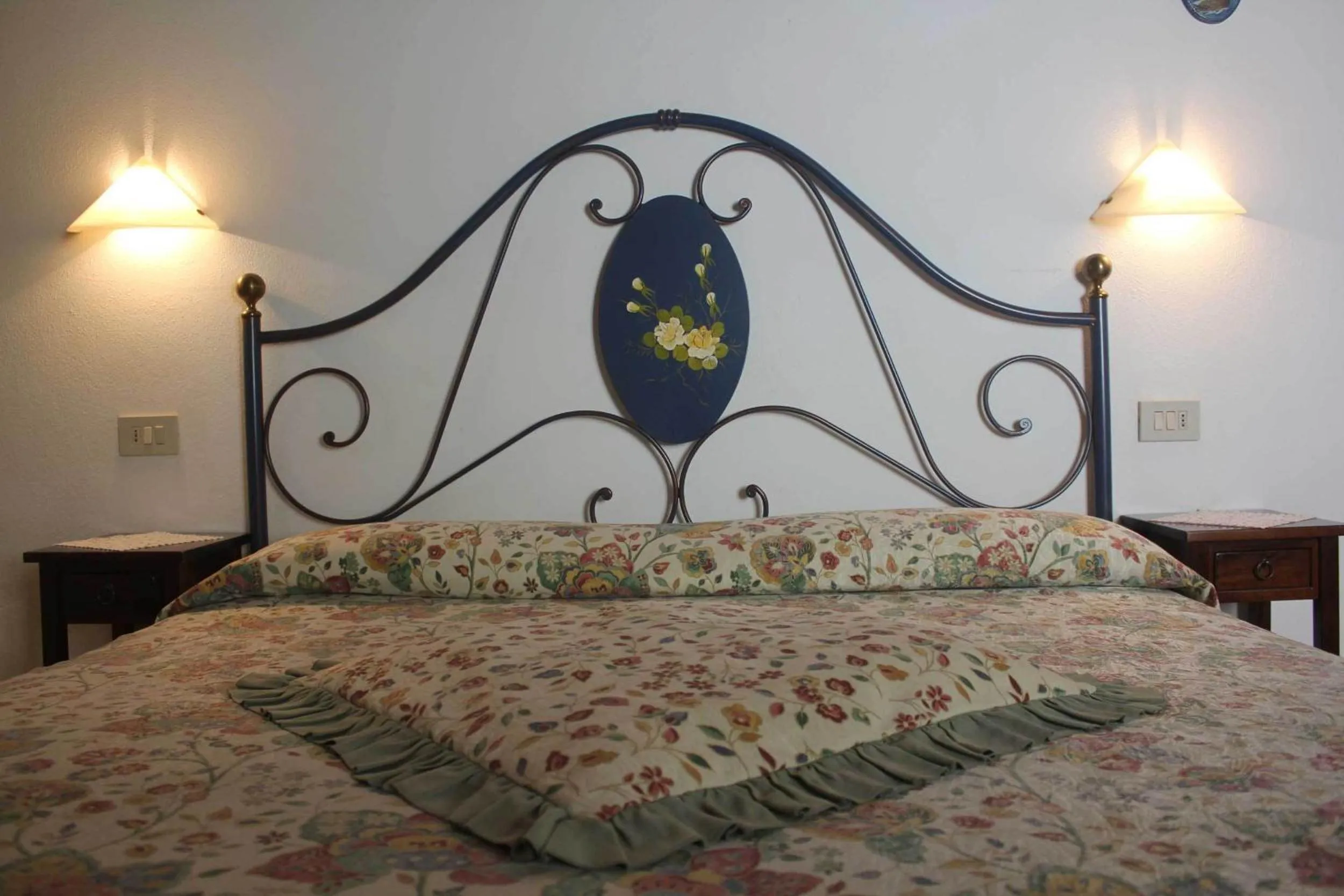 Decorative detail, Bed in Agriturismo La Selva