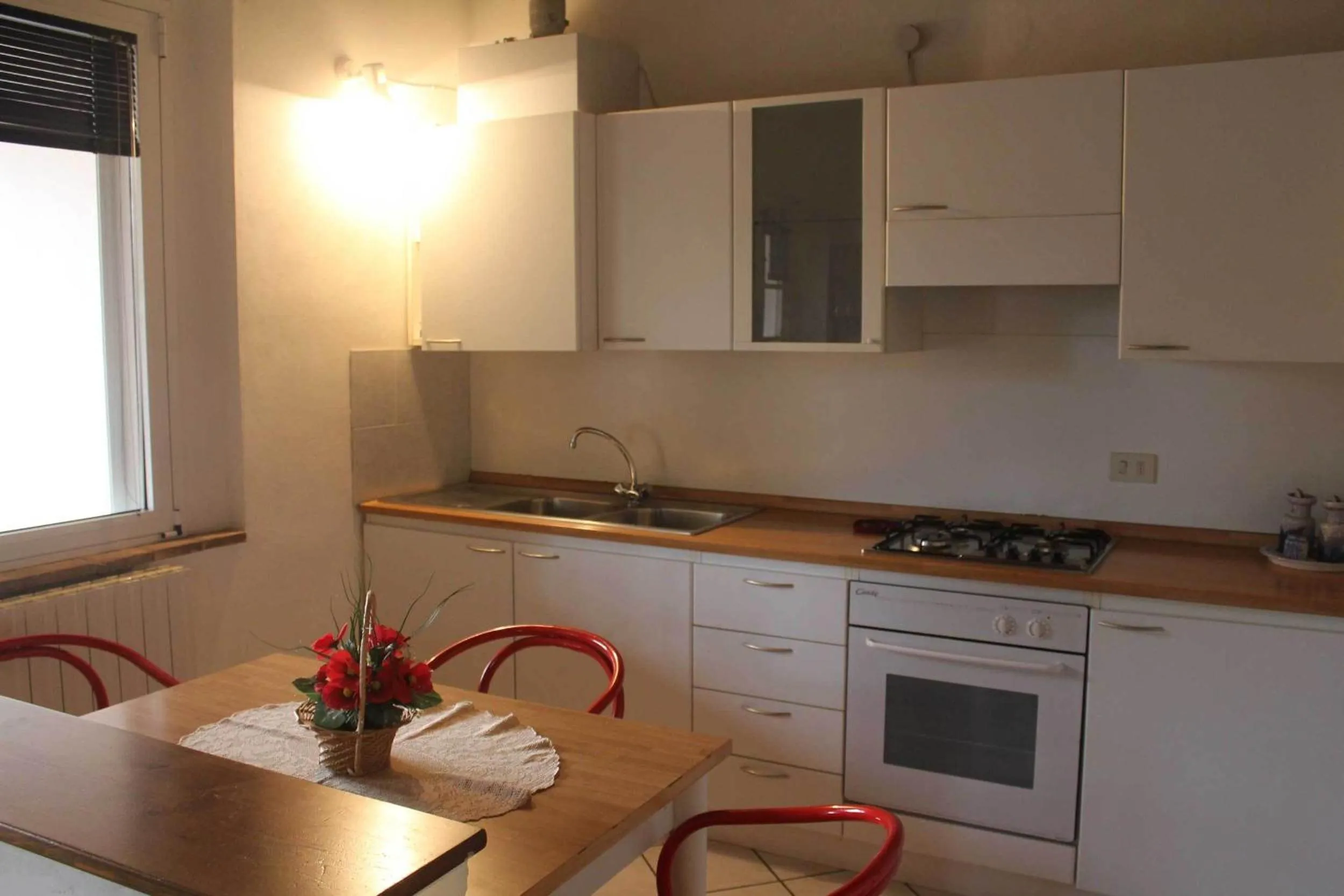 Kitchen or kitchenette in Agriturismo La Selva